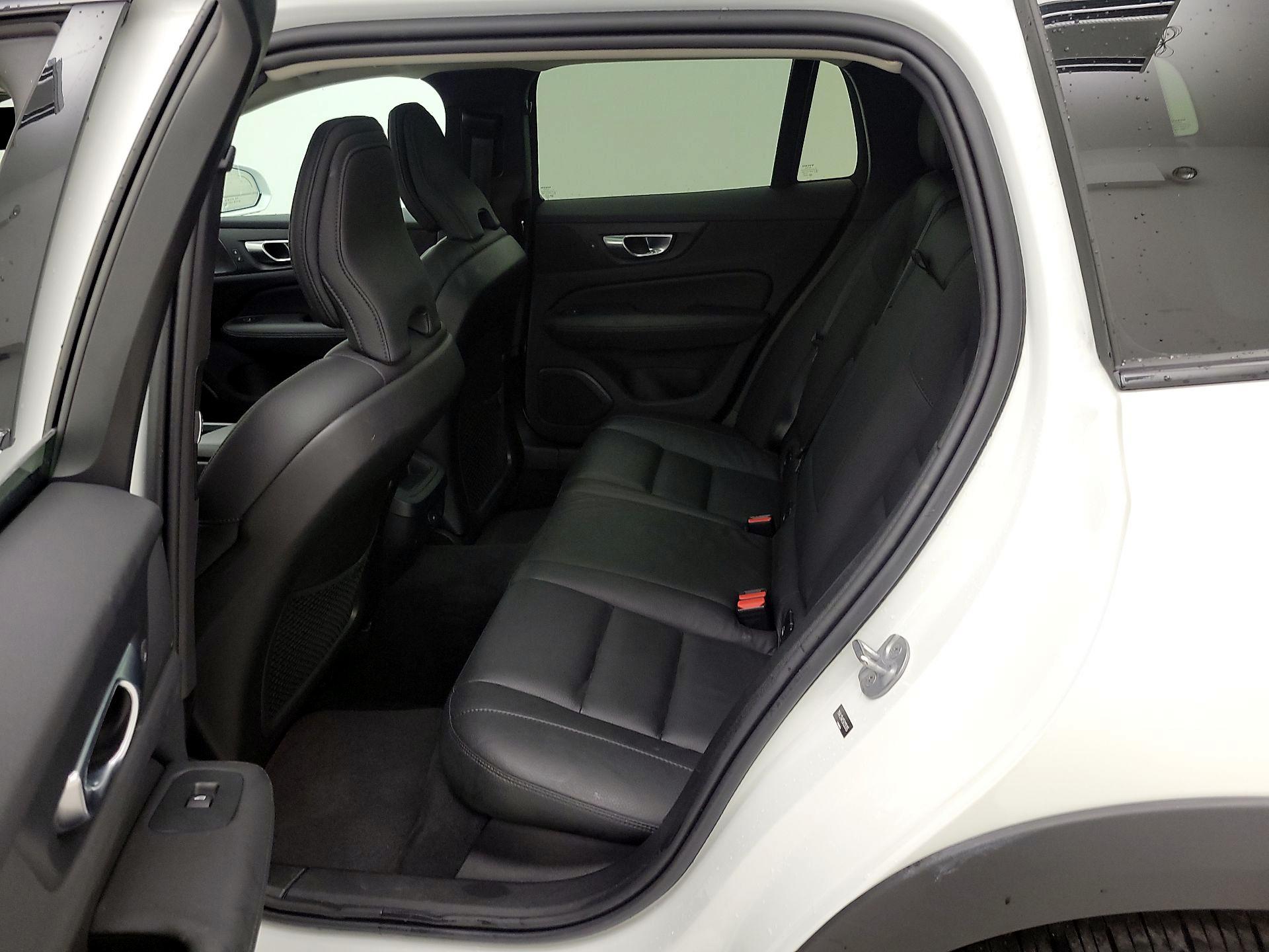 Thumbnail: 2024 Volvo S60 - 20