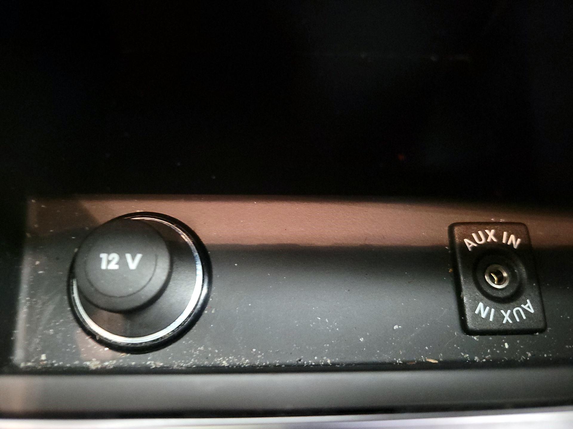 Thumbnail: 2015 Volkswagen Jetta - 16