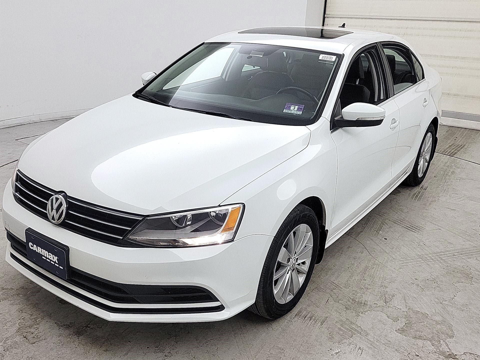 Thumbnail: 2015 Volkswagen Jetta - 3