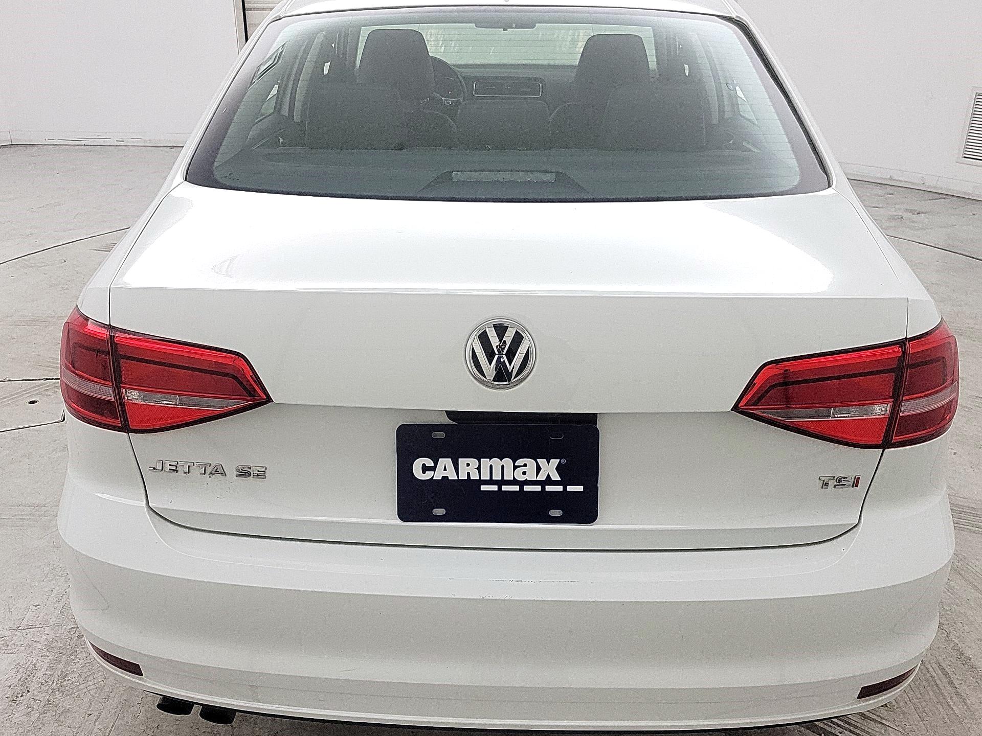 Thumbnail: 2015 Volkswagen Jetta - 6