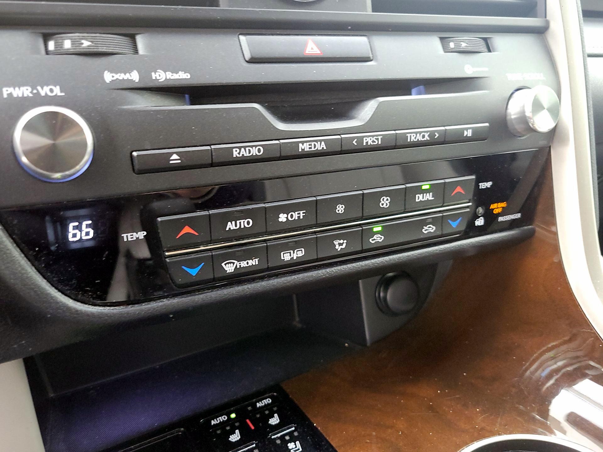 Thumbnail: 2018 Lexus RX - 16