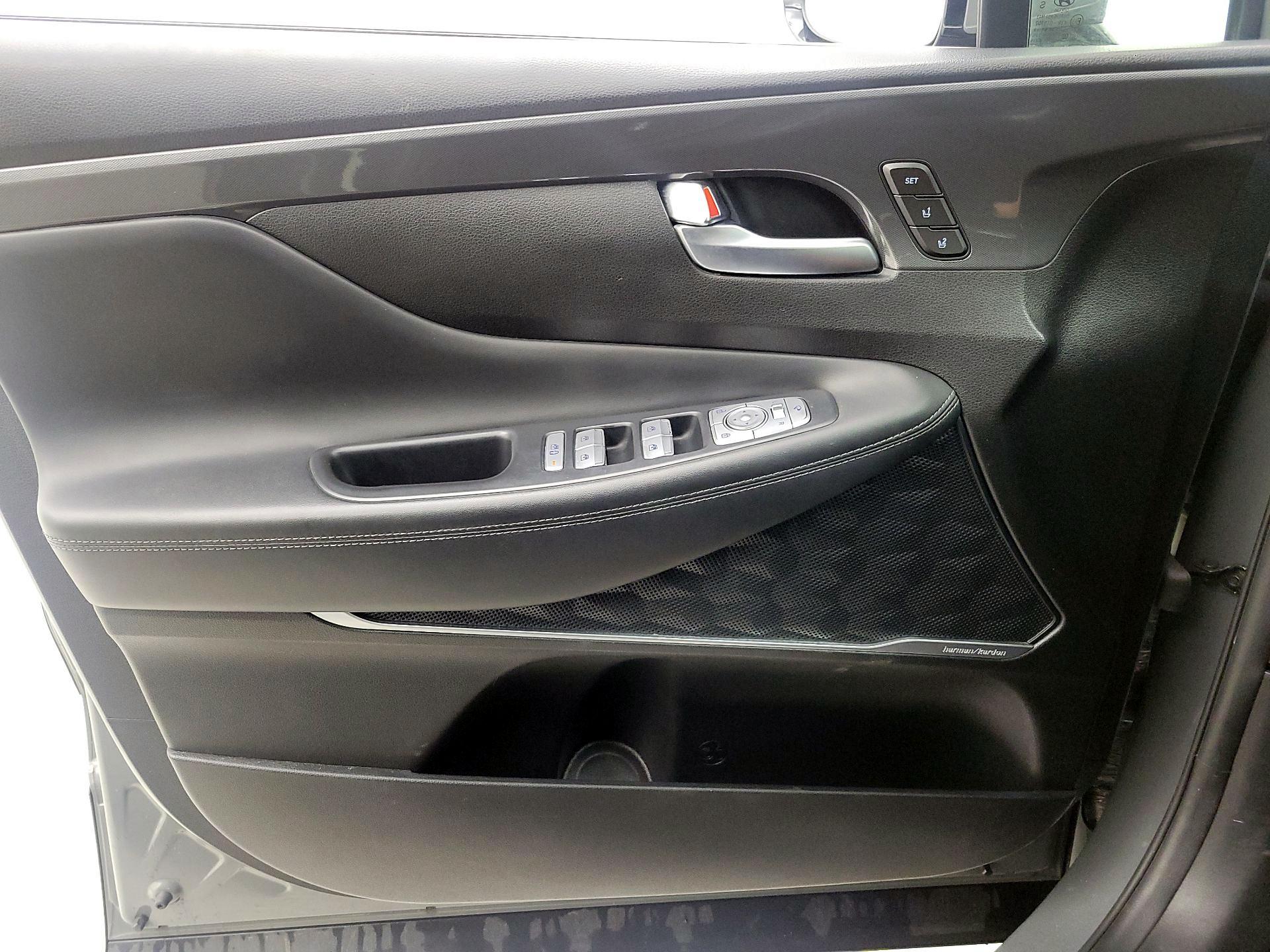 Thumbnail: 2022 Hyundai Santa Fe - 12