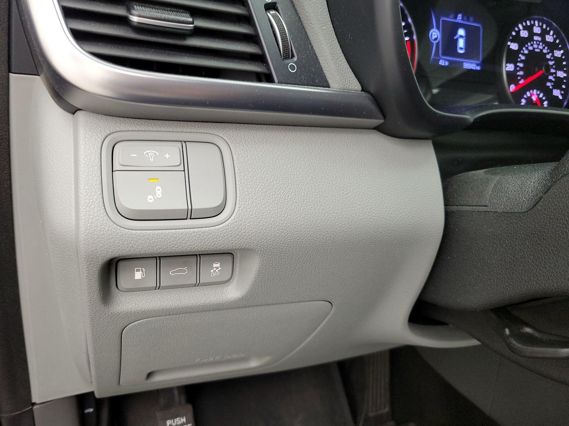 Thumbnail: 2018 Kia Optima - 13