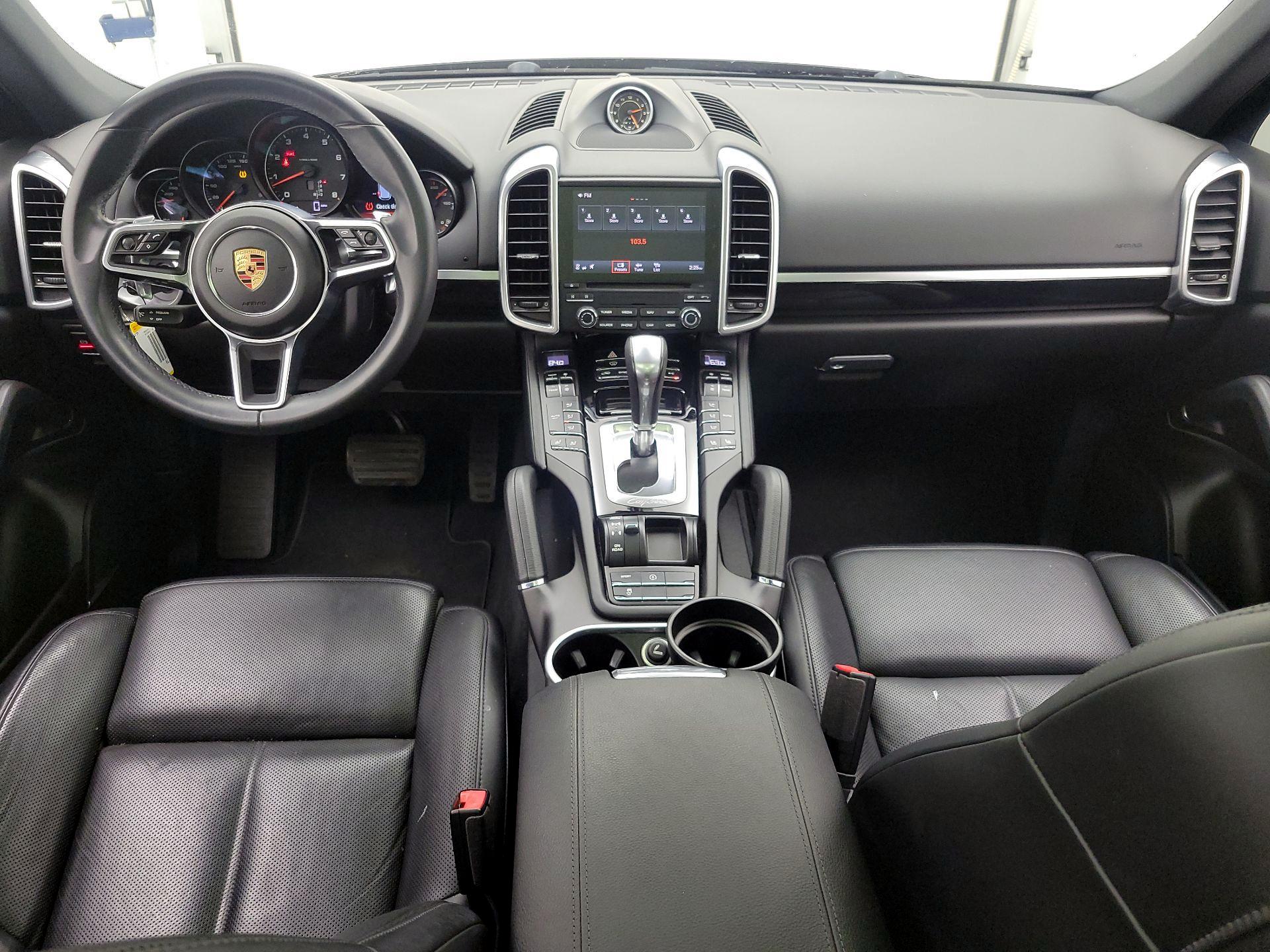 Thumbnail: 2018 Porsche Cayenne - 9