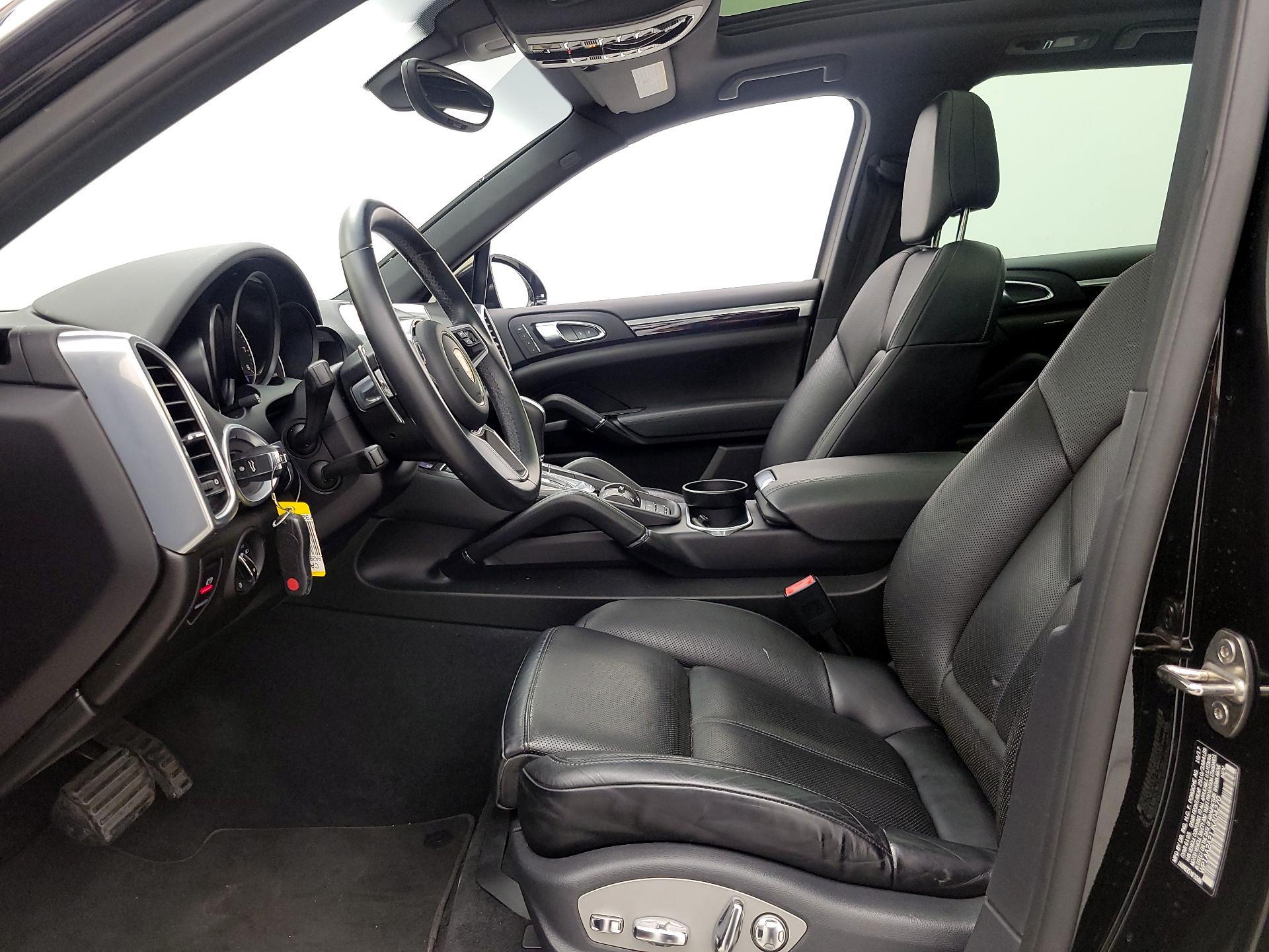 Thumbnail: 2018 Porsche Cayenne - 11