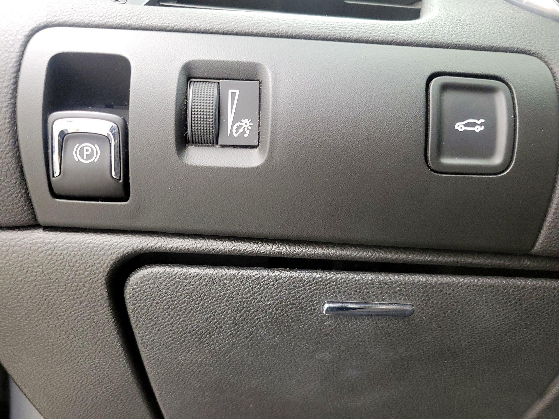 Thumbnail: 2017 Chevrolet Impala - 13