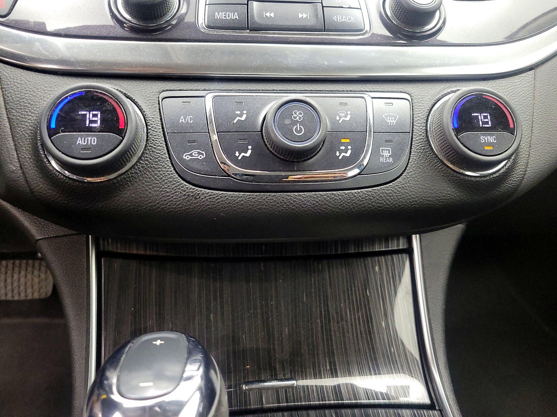 Thumbnail: 2017 Chevrolet Impala - 15