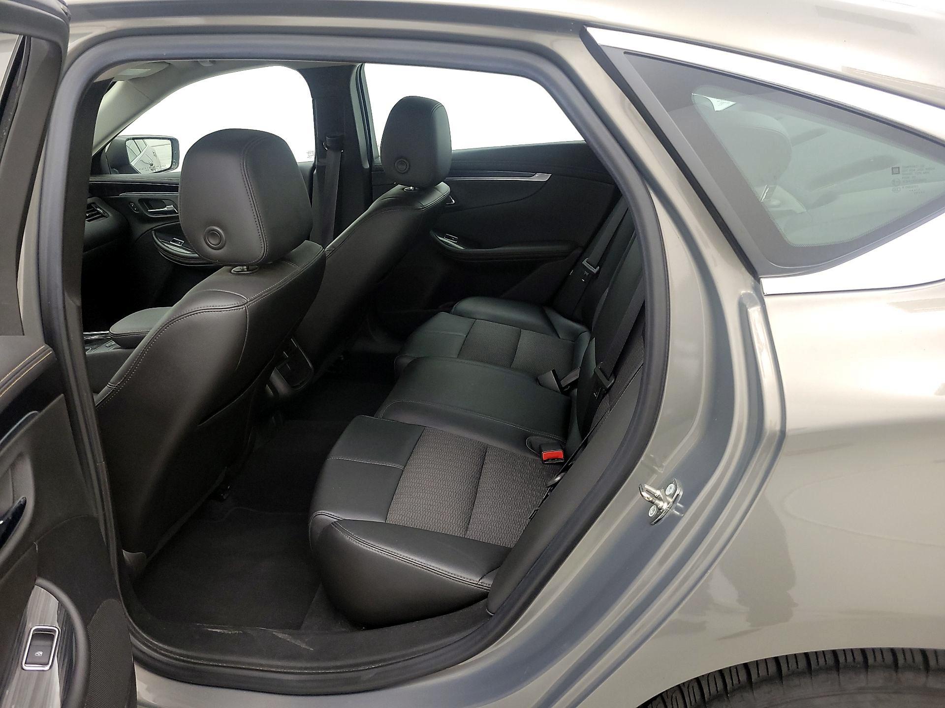 Thumbnail: 2017 Chevrolet Impala - 18