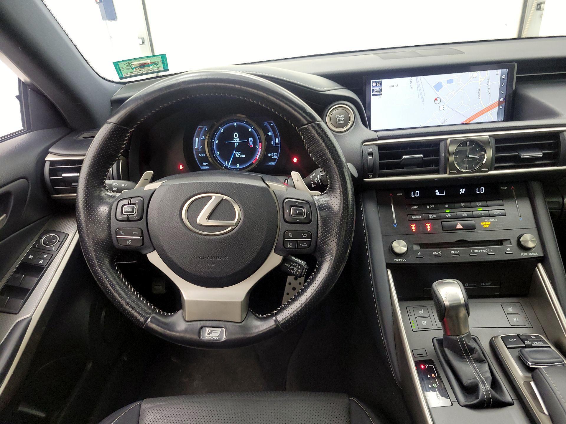 Thumbnail: 2018 Lexus IS - 10