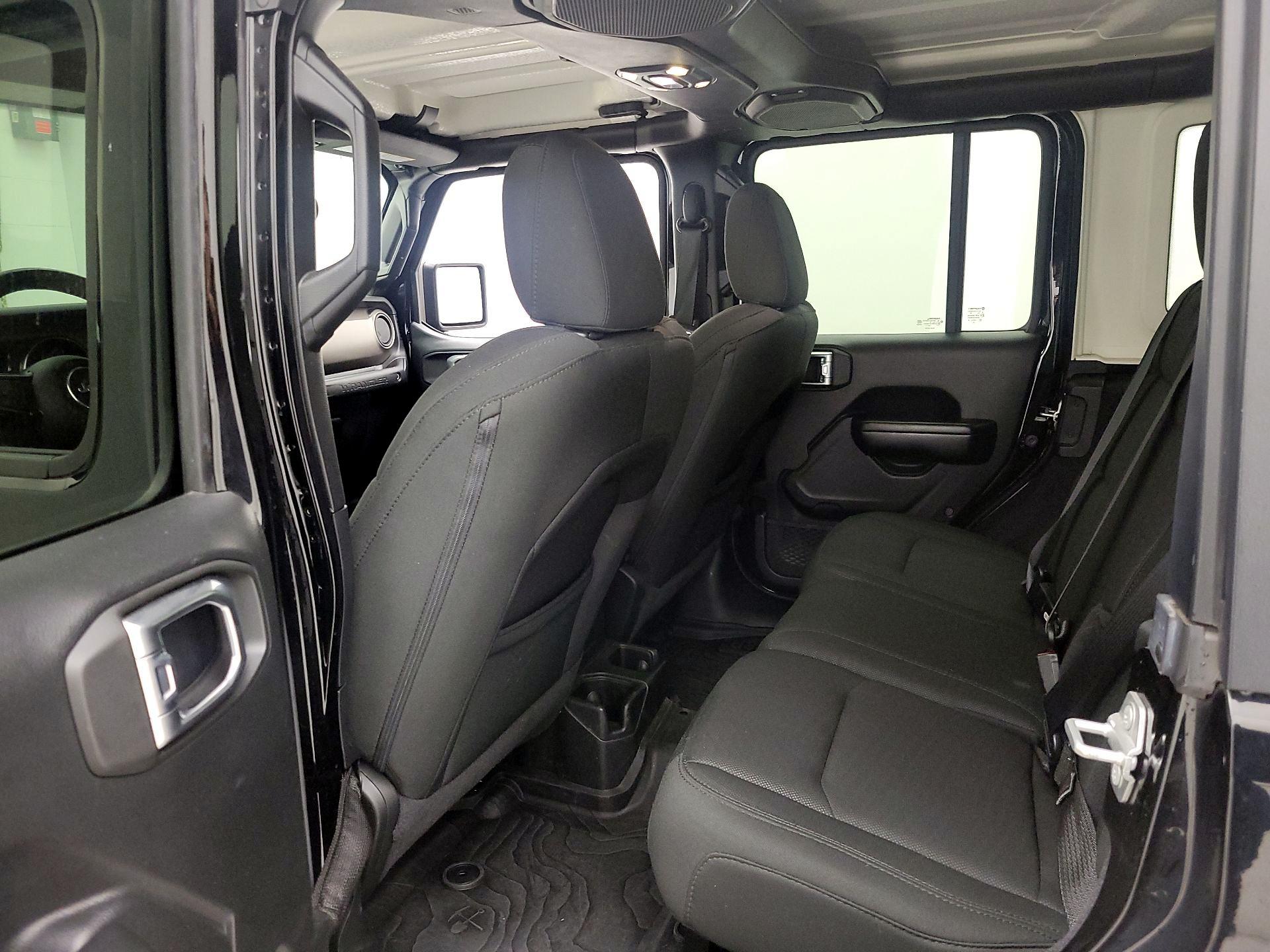 Thumbnail: 2020 Jeep Wrangler - 18