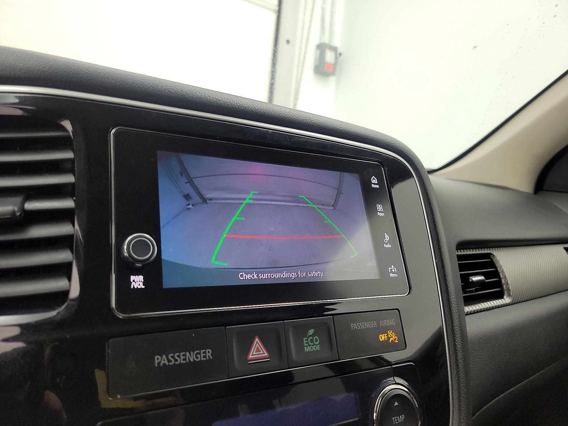 Thumbnail: 2018 Mitsubishi Outlander - 14