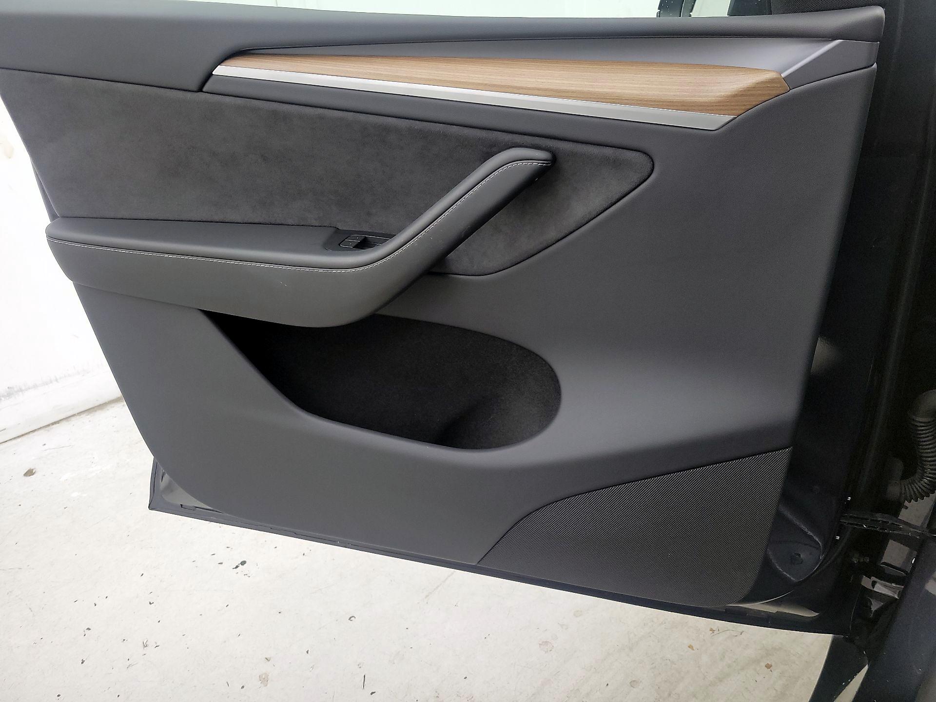 Thumbnail: 2024 Tesla Model Y - 12