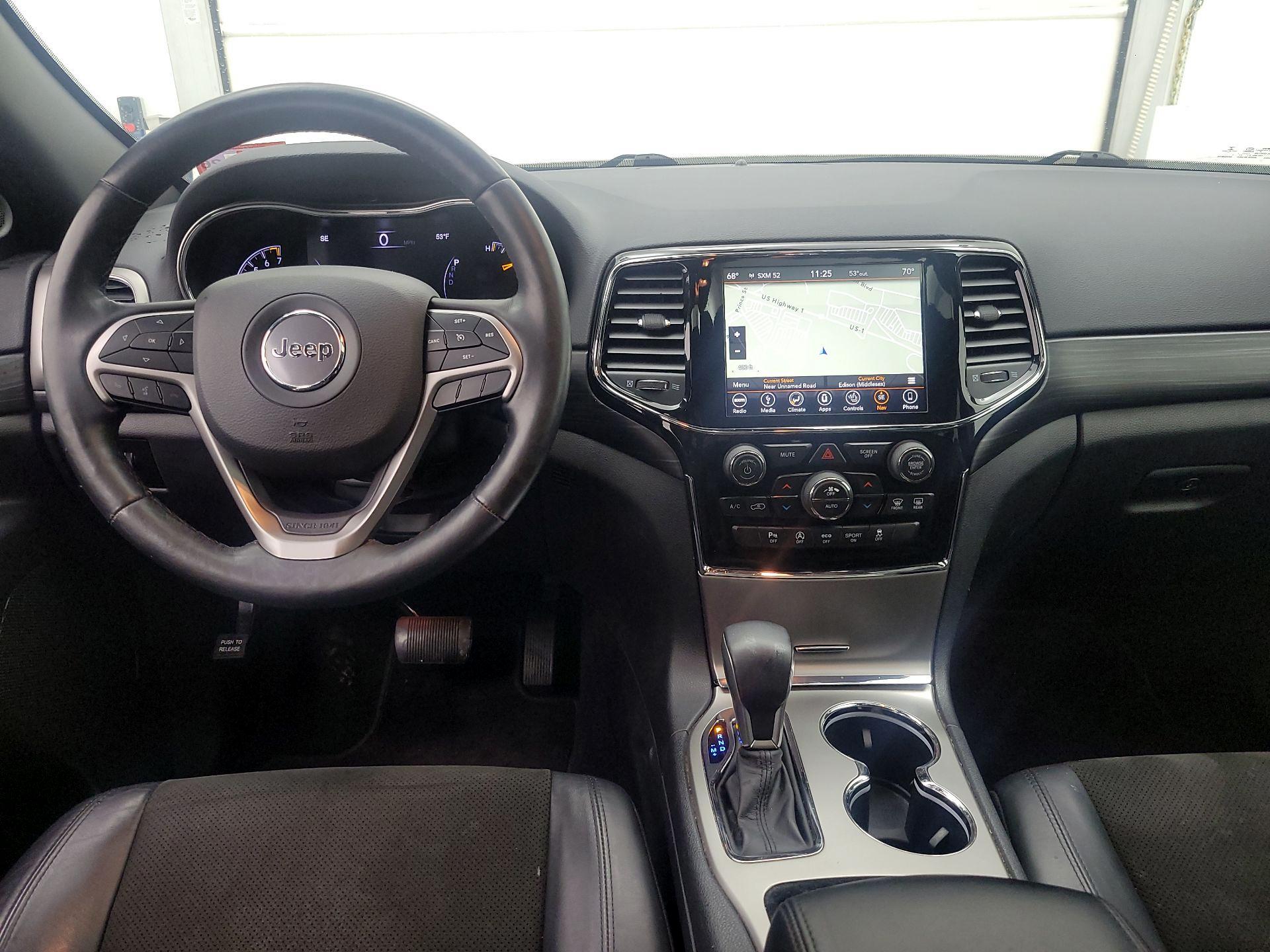 Thumbnail: 2019 Jeep Grand Cherokee - 9