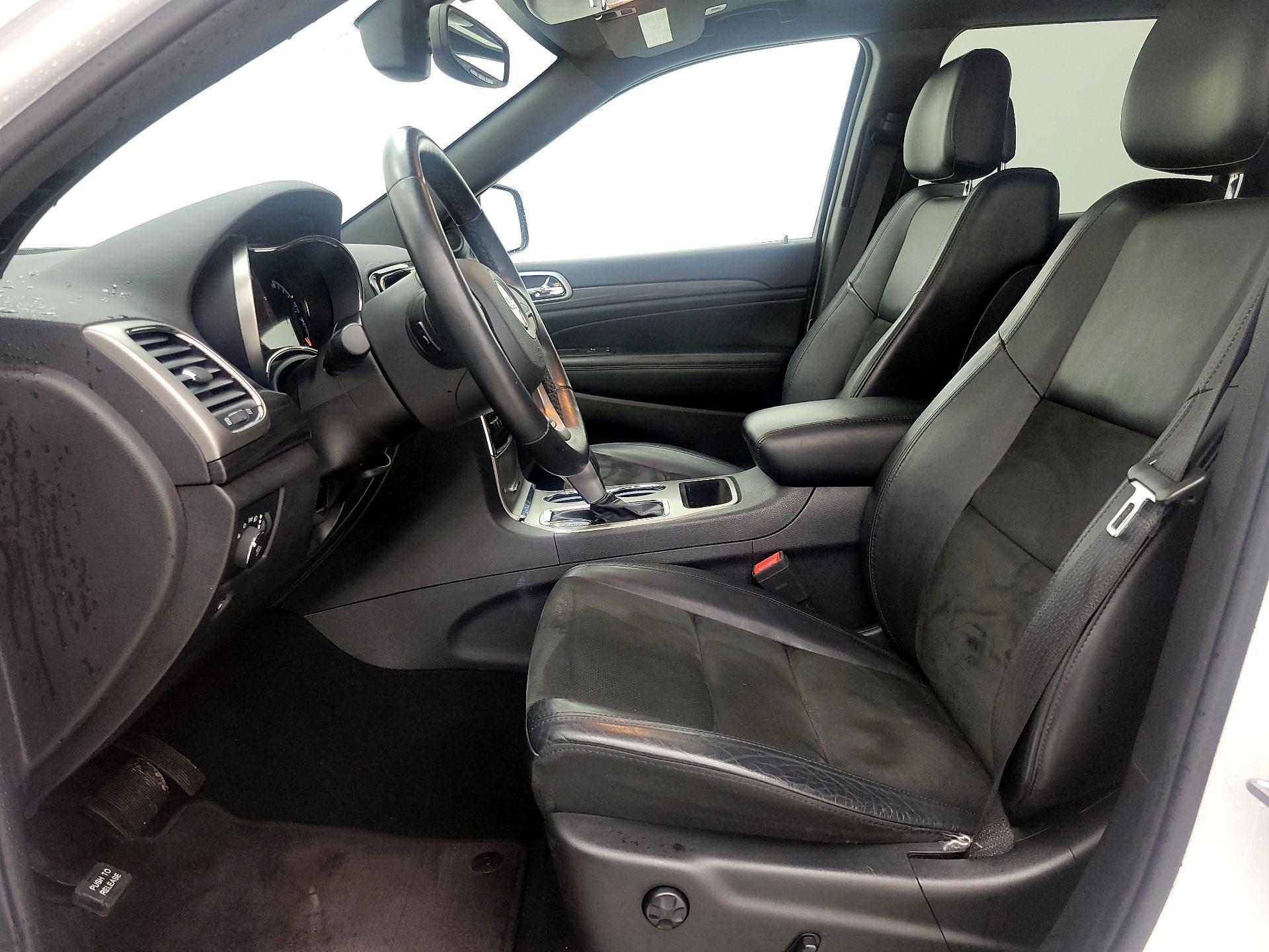 Thumbnail: 2019 Jeep Grand Cherokee - 11