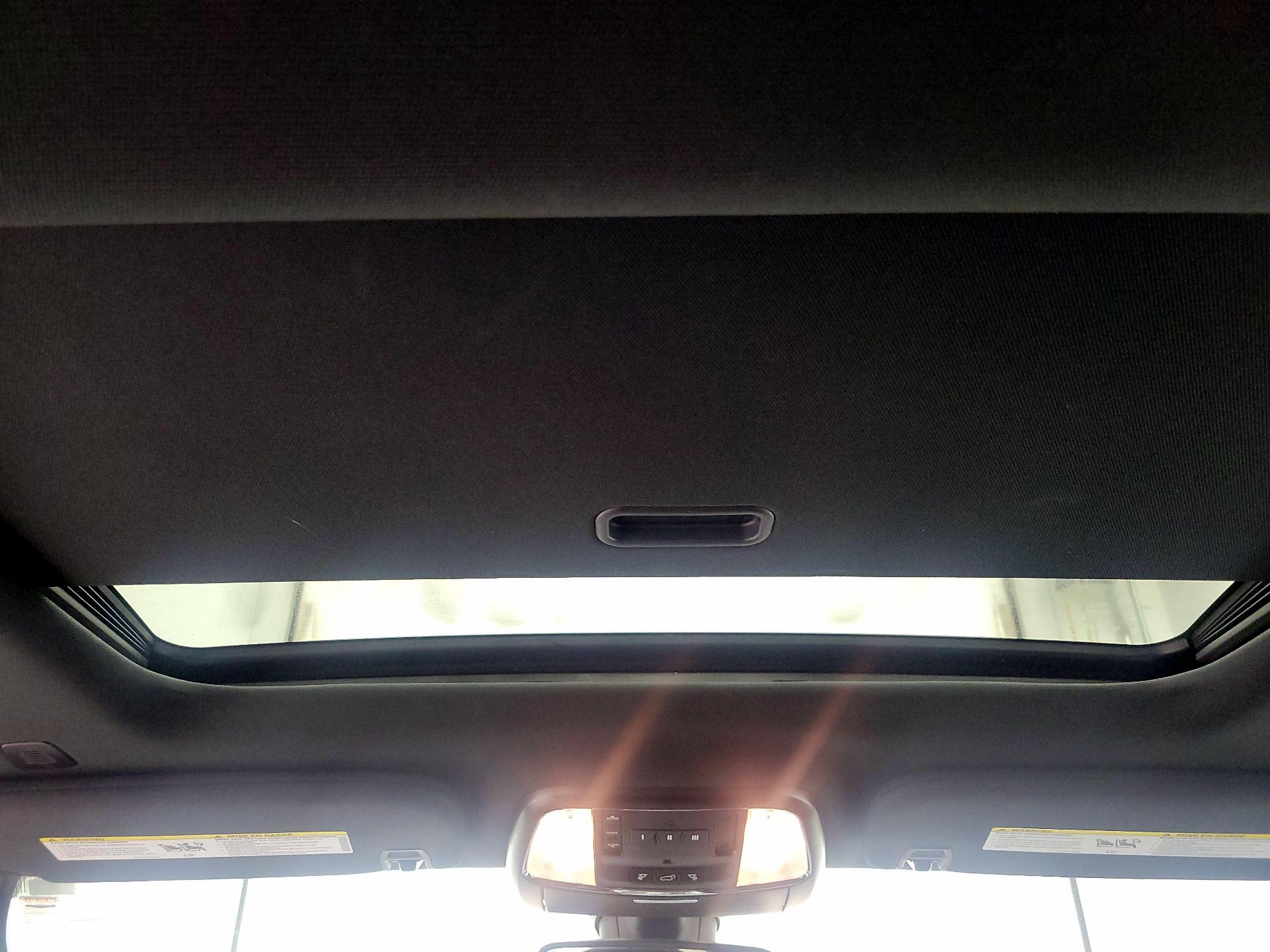 Thumbnail: 2019 Jeep Grand Cherokee - 20