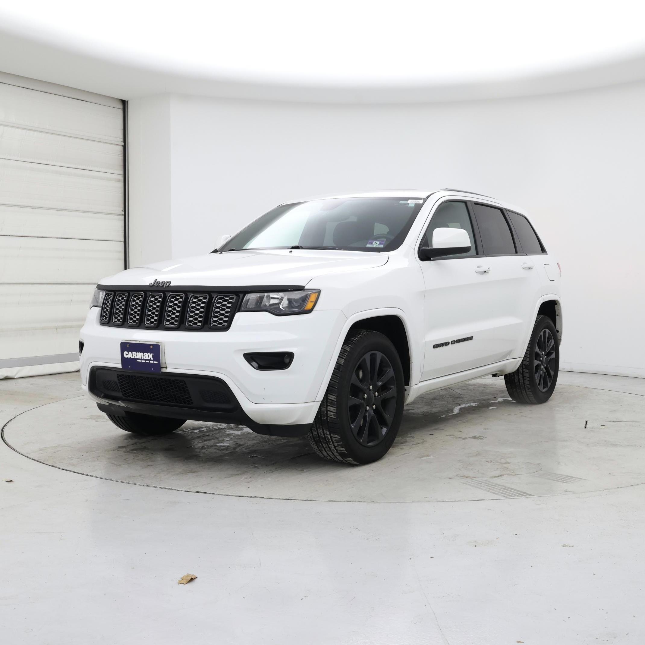 Thumbnail: 2019 Jeep Grand Cherokee - 4