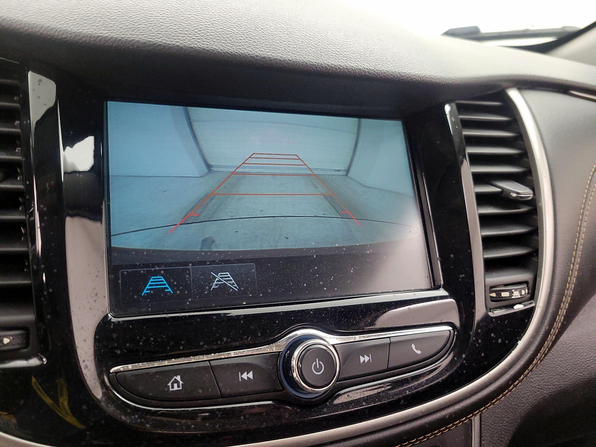 Thumbnail: 2017 Chevrolet Trax - 12