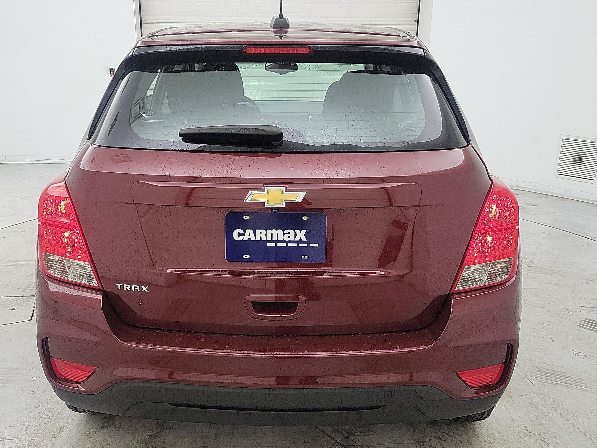 Thumbnail: 2017 Chevrolet Trax - 6