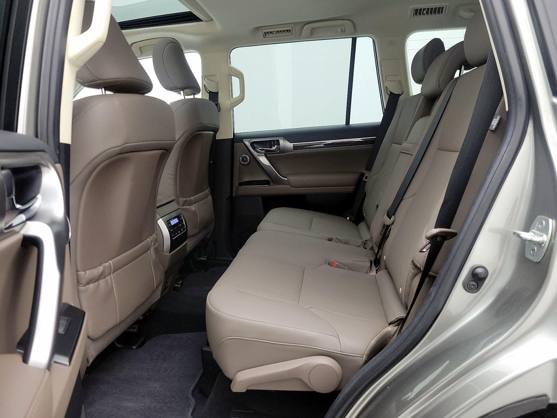 Thumbnail: 2023 Lexus GX - 18