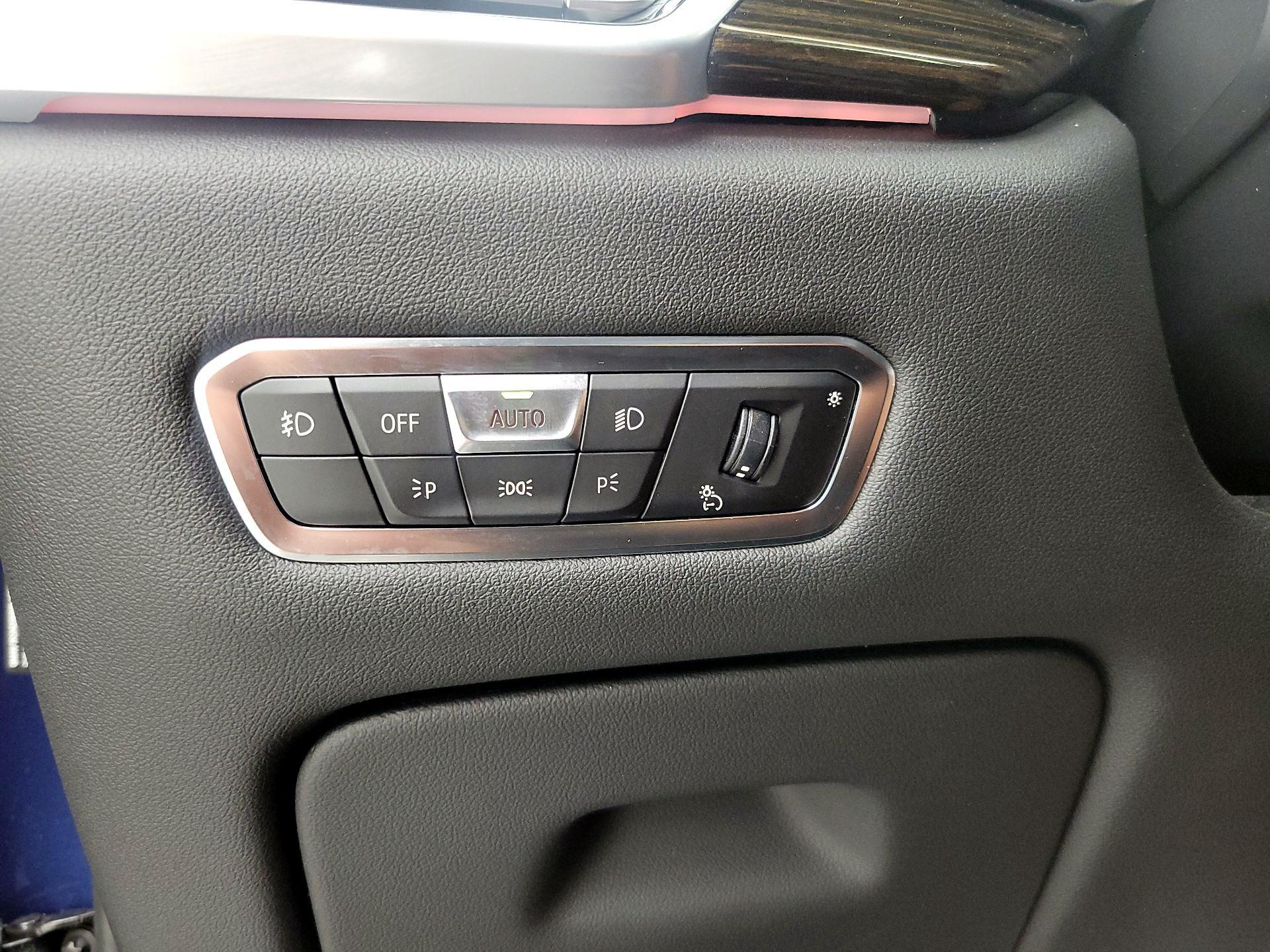 Thumbnail: 2020 BMW X5 - 13