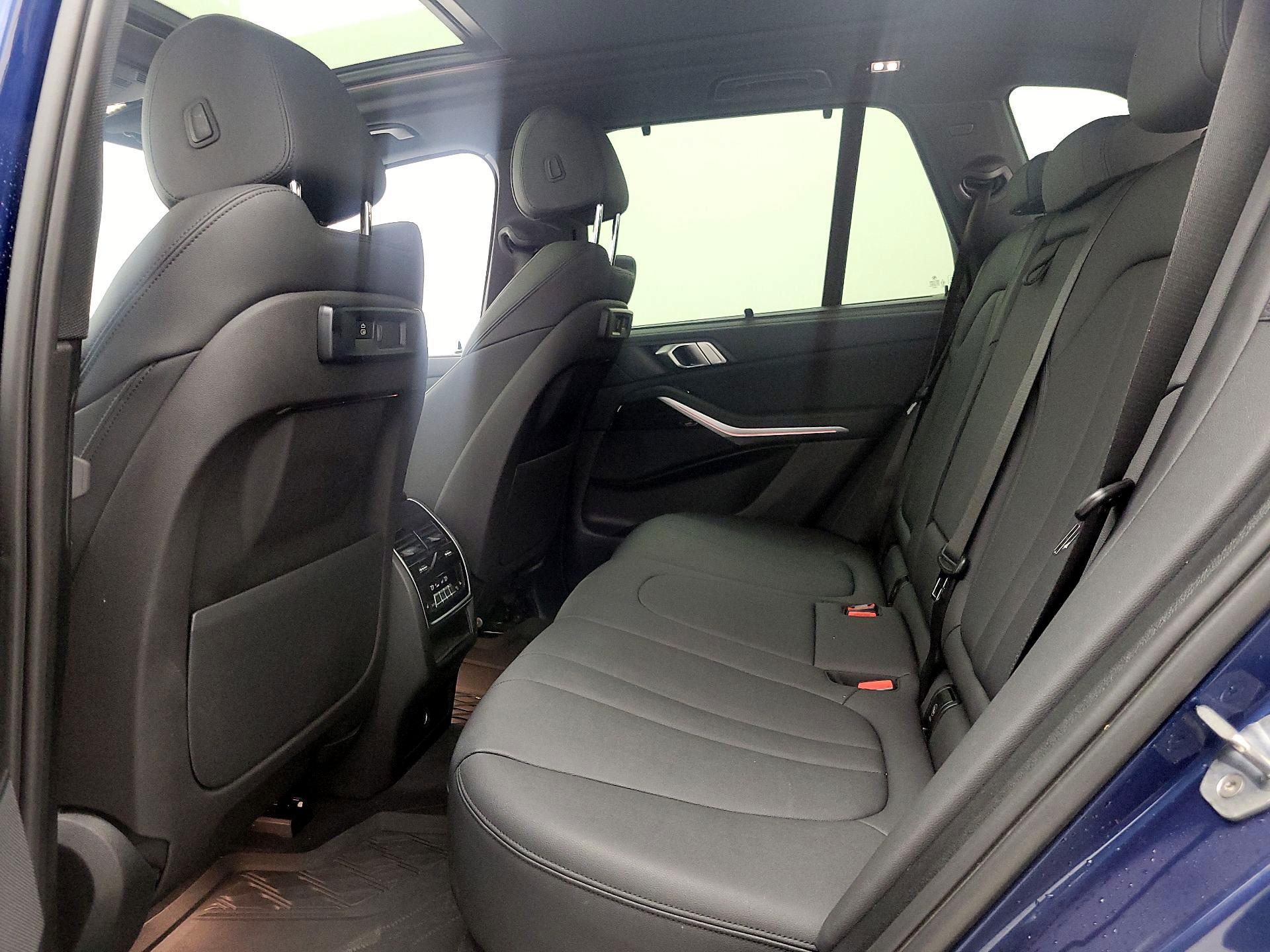 Thumbnail: 2020 BMW X5 - 20