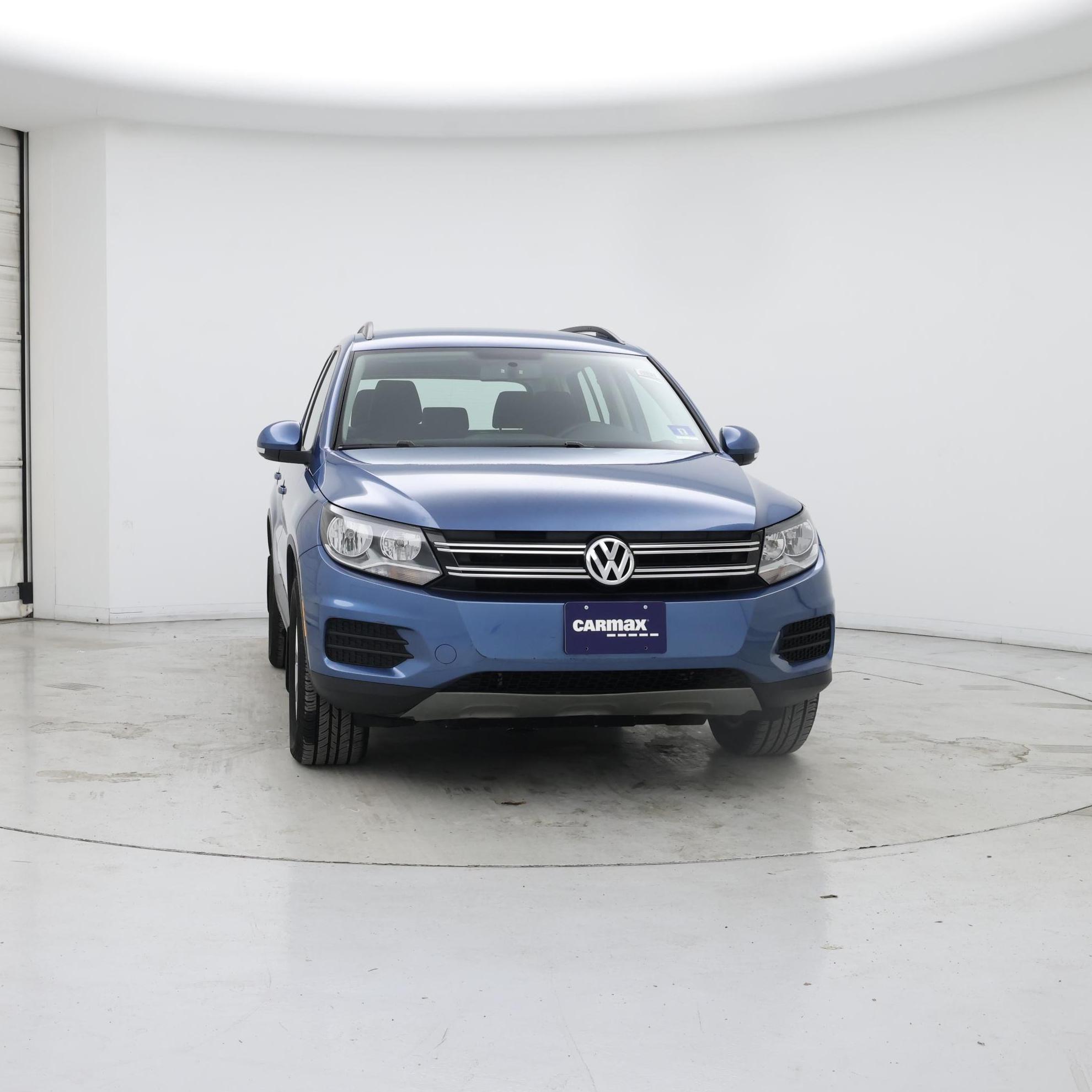 Thumbnail: 2017 Volkswagen Tiguan - 5