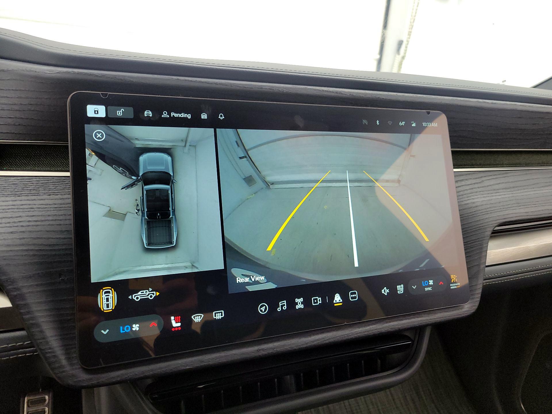 Thumbnail: 2024 Rivian R1T - 13