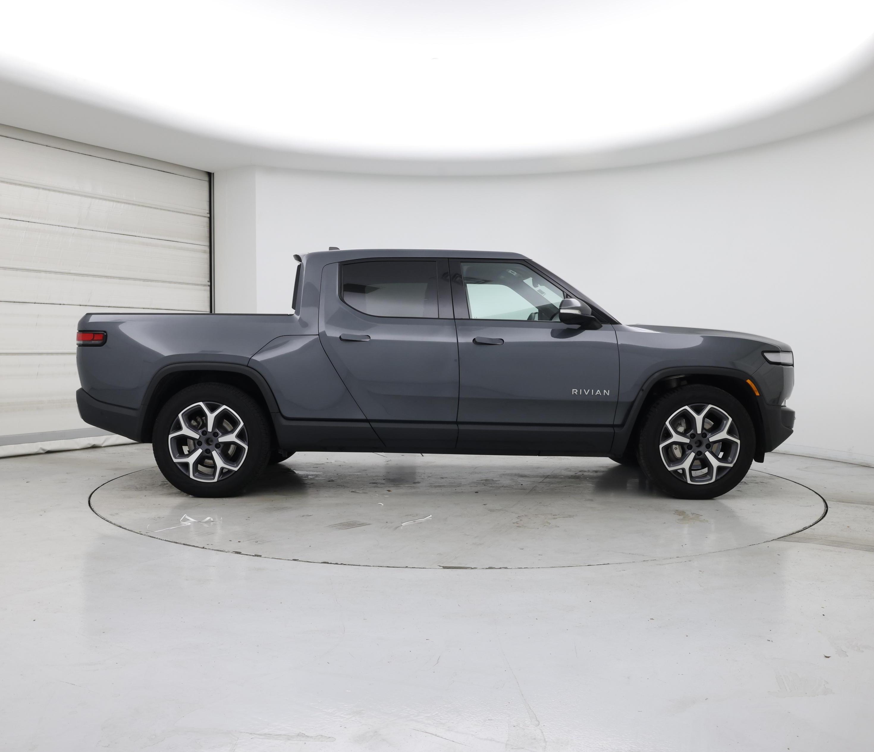 Thumbnail: 2024 Rivian R1T - 7