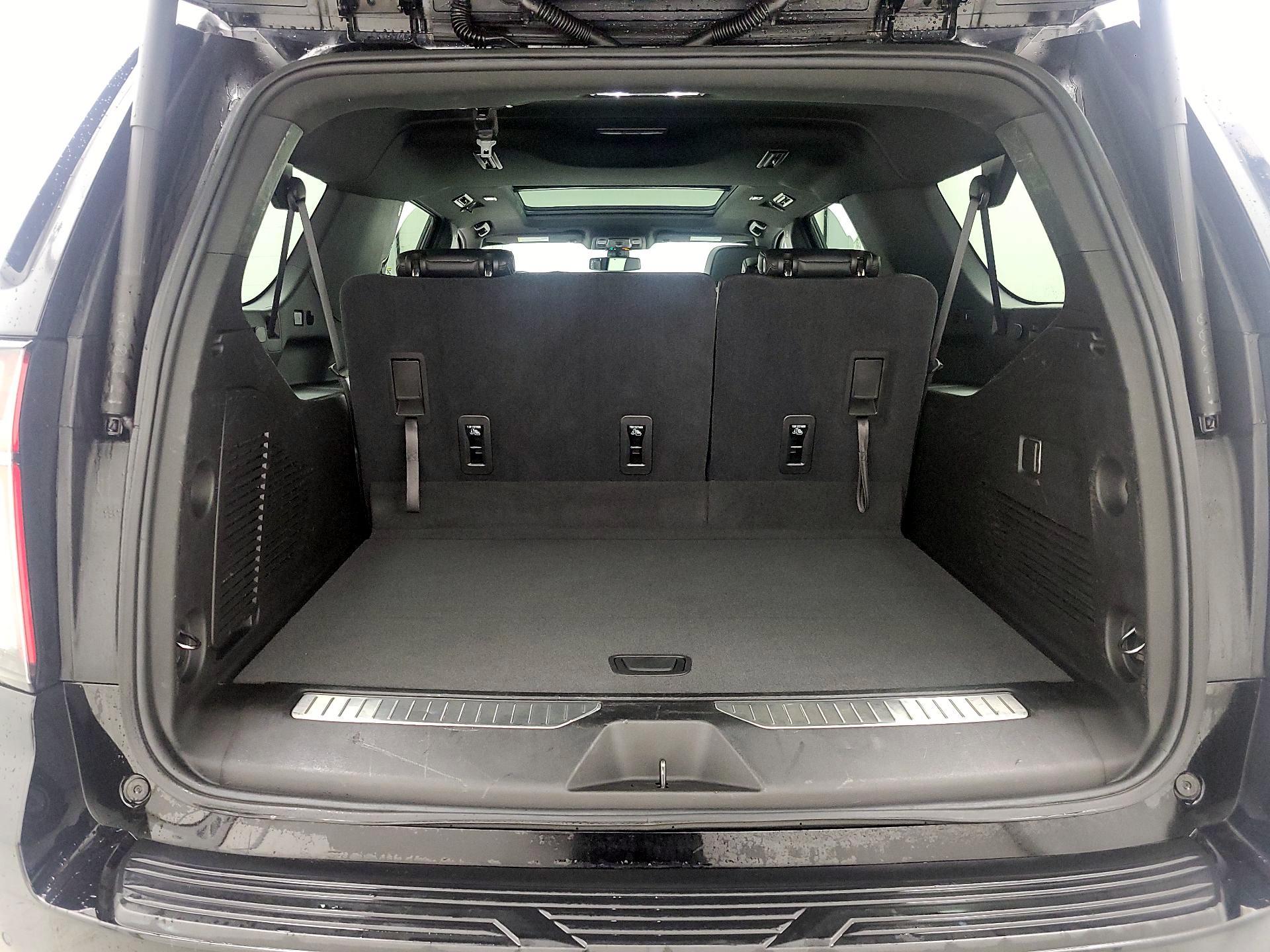 Thumbnail: 2021 Chevrolet Suburban - 20