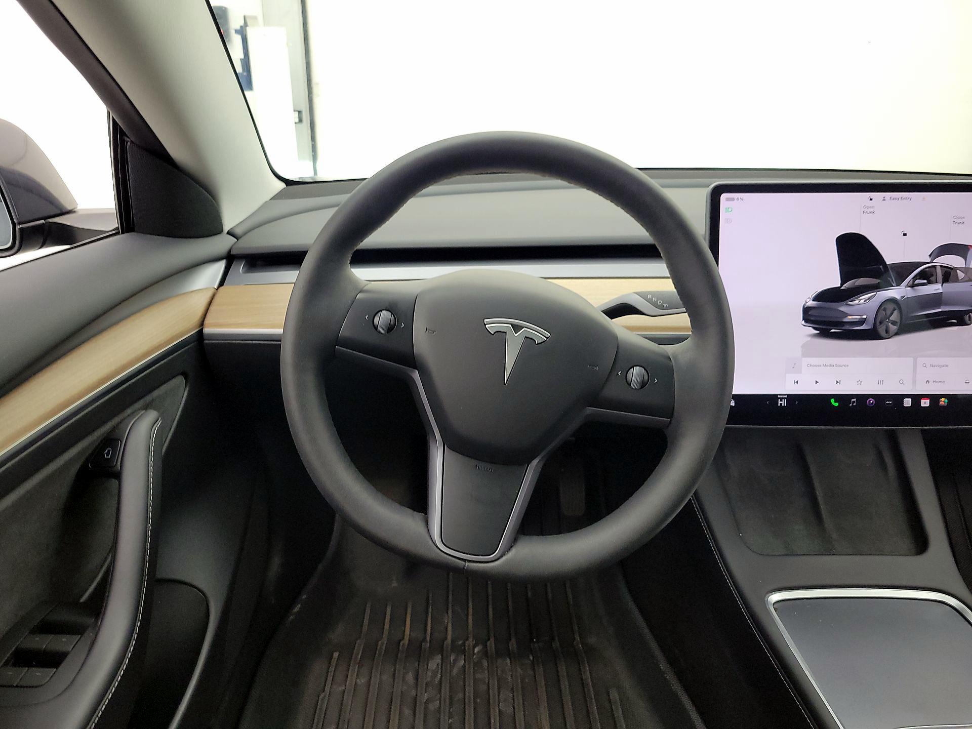 Thumbnail: 2023 Tesla Model 3 - 10