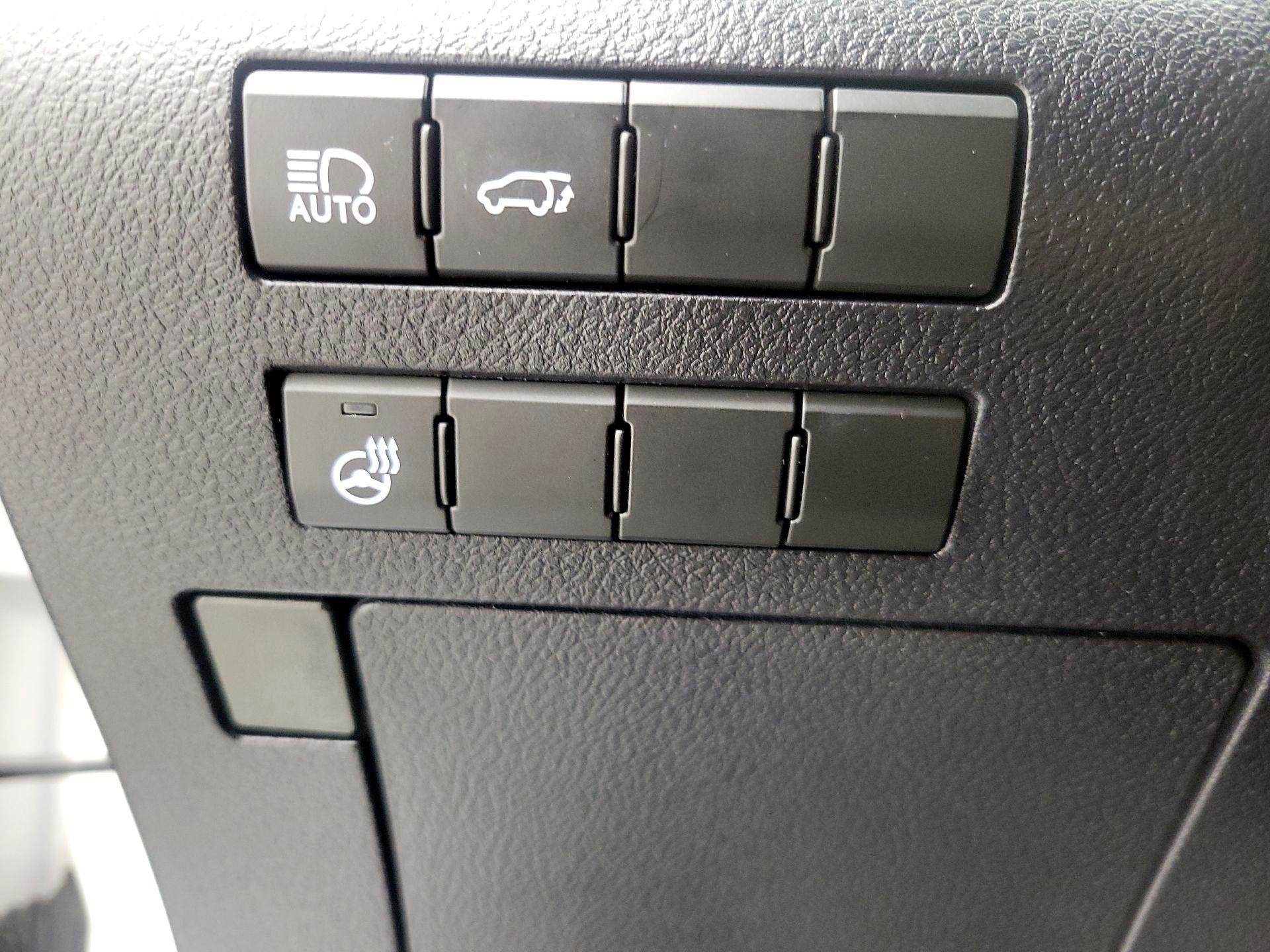 Thumbnail: 2021 Lexus RX - 13