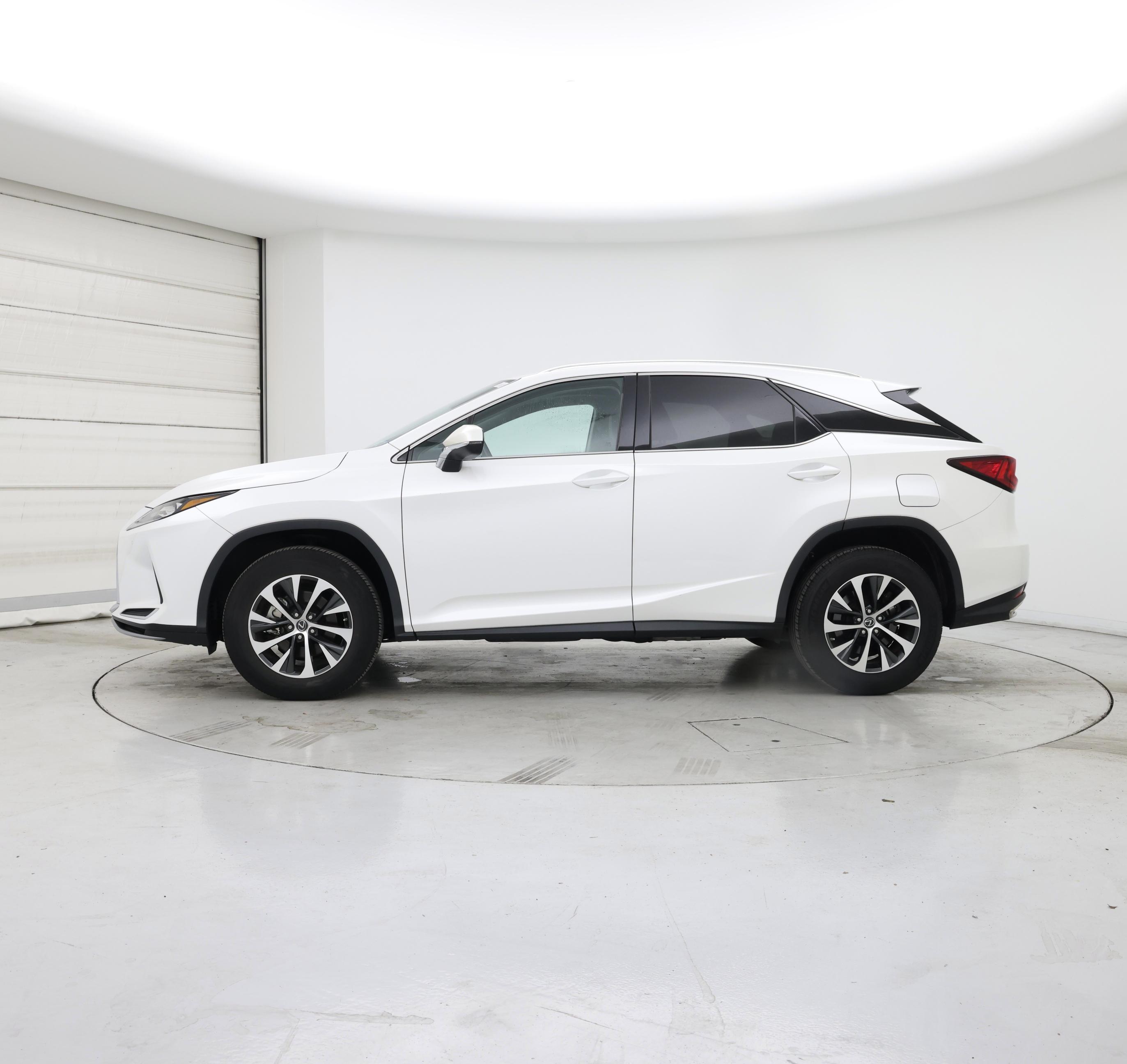 Thumbnail: 2021 Lexus RX - 3