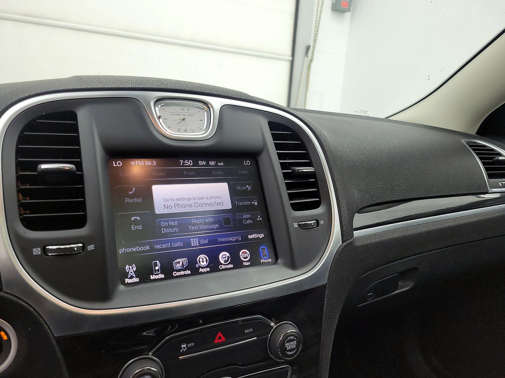 Thumbnail: 2016 Chrysler 300 - 15