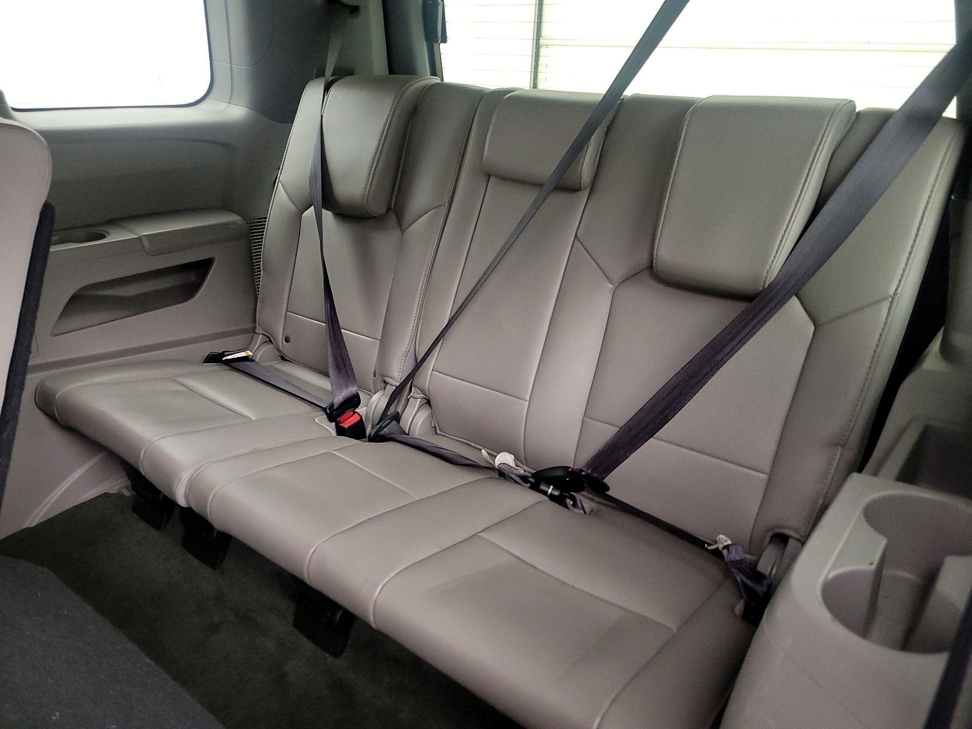 Thumbnail: 2015 Honda Pilot - 19