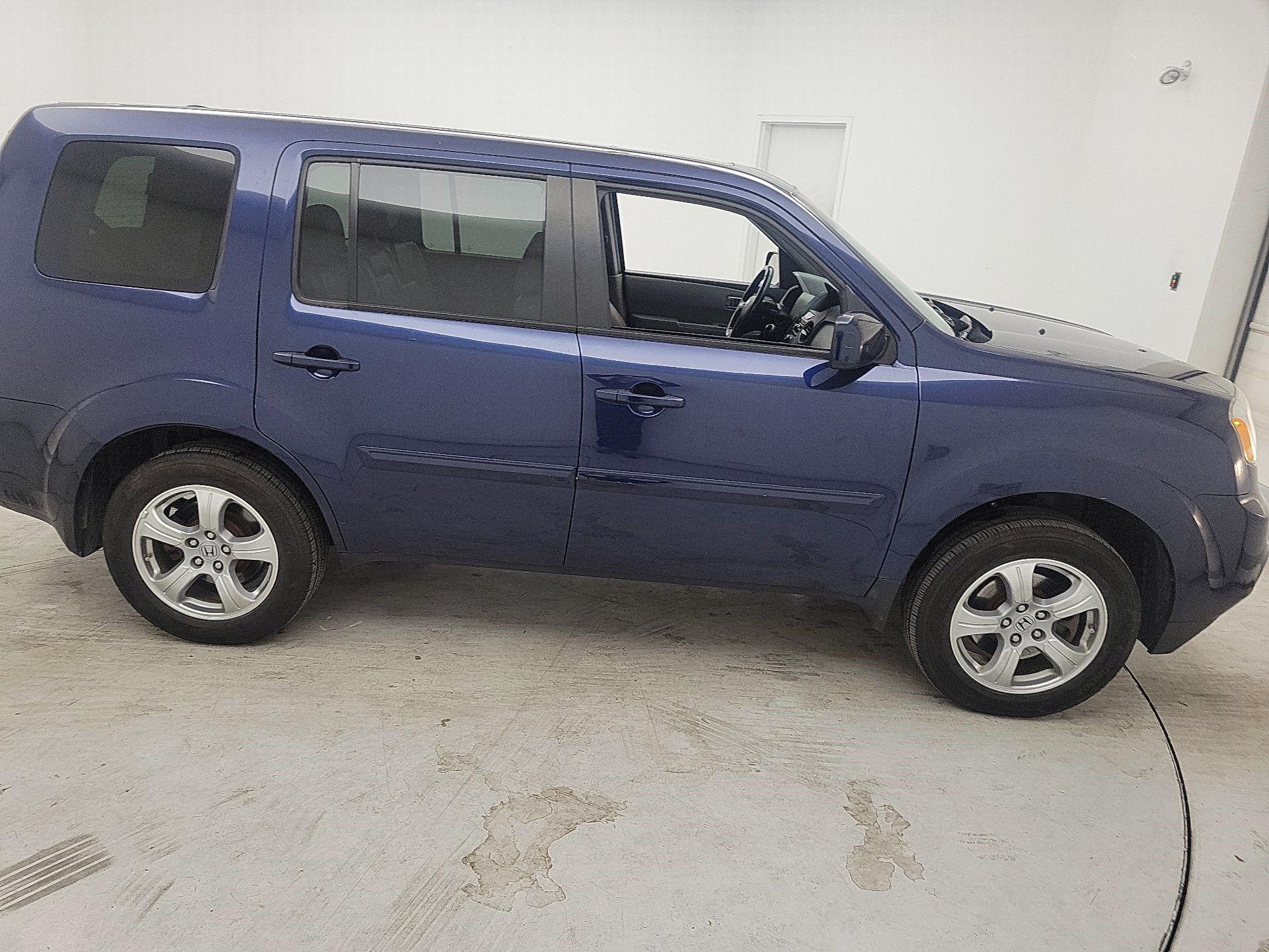 Thumbnail: 2015 Honda Pilot - 4