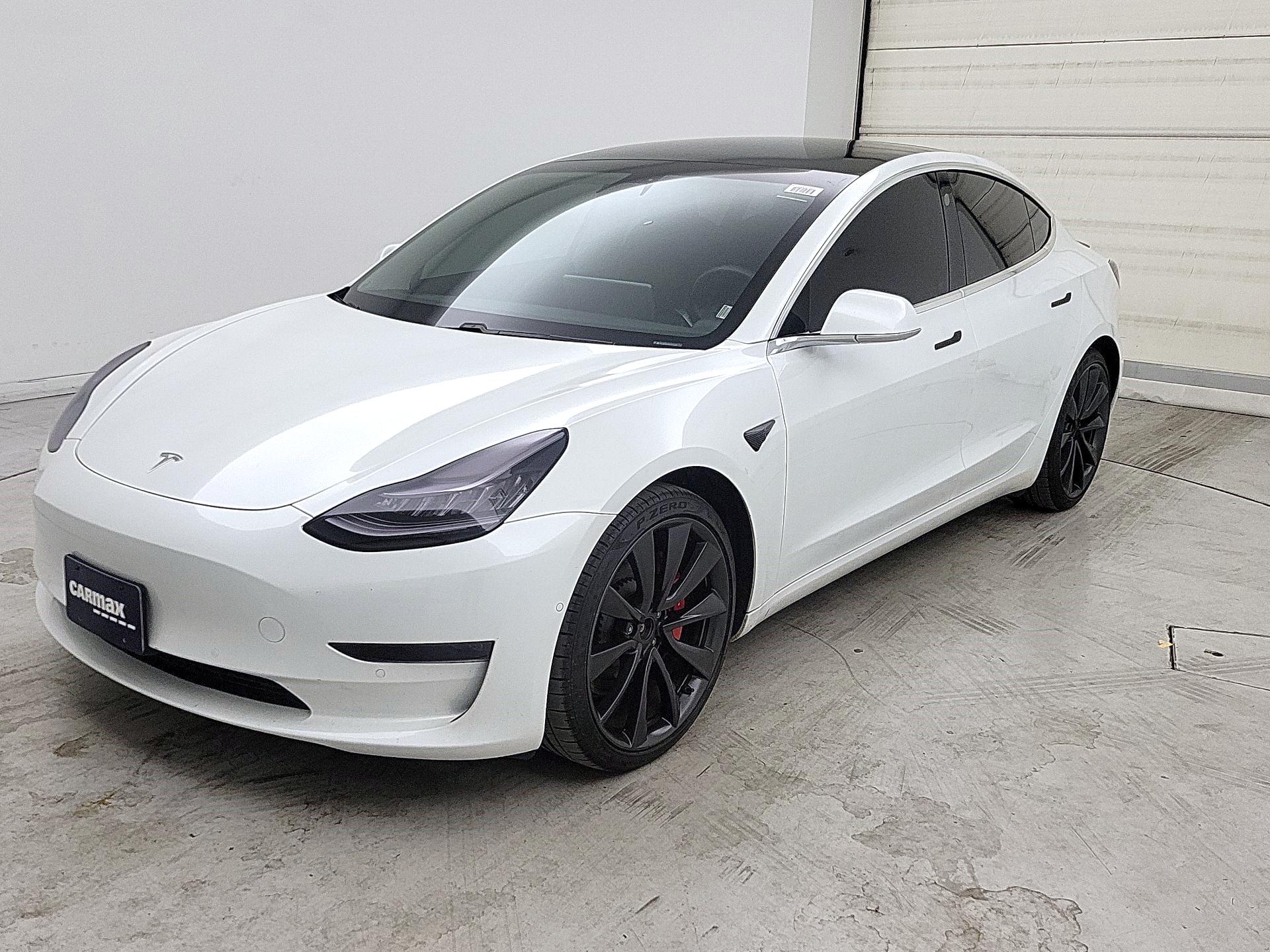 Thumbnail: 2020 Tesla Model 3 - 3