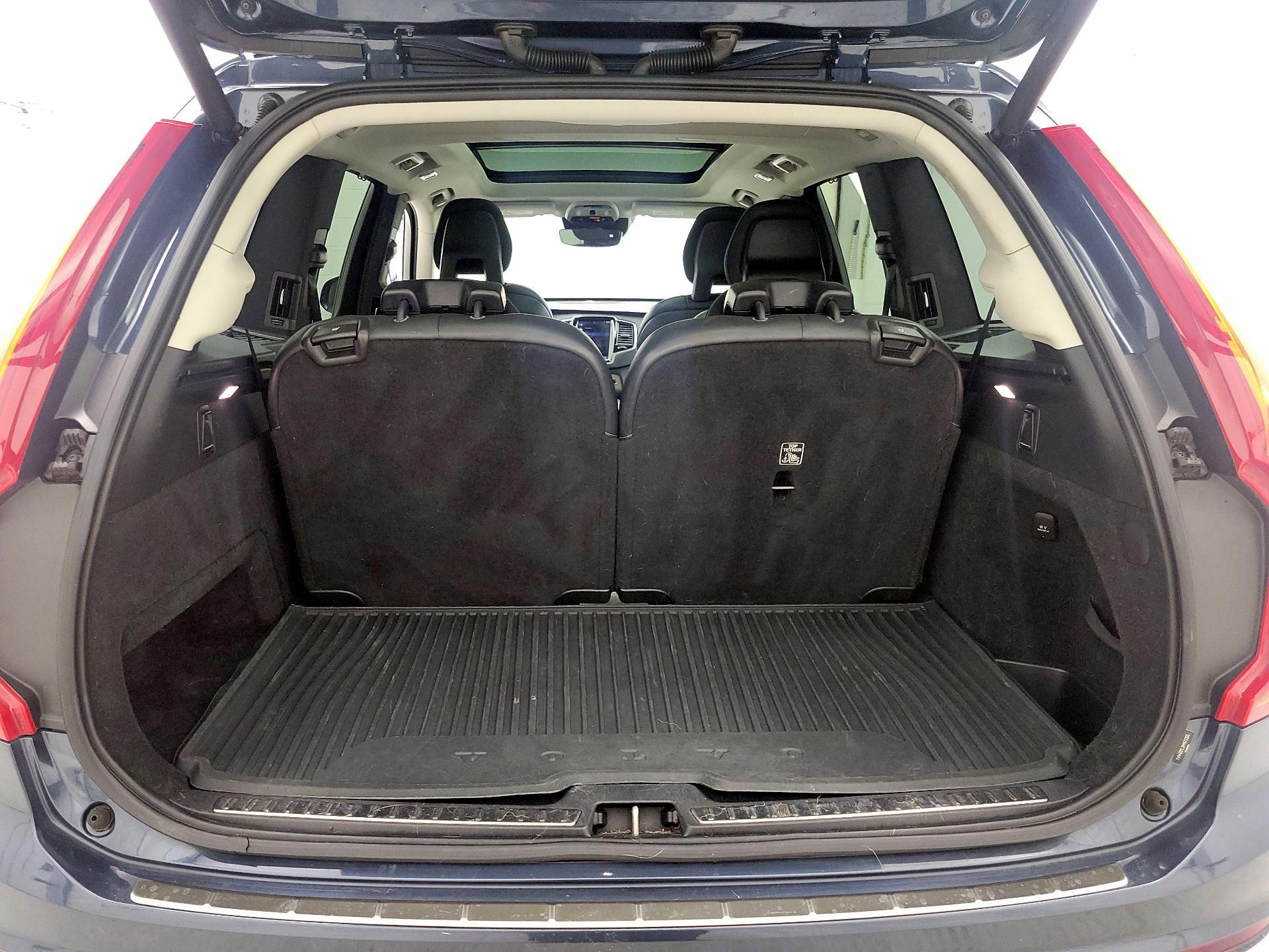 Thumbnail: 2021 Volvo XC90 - 20