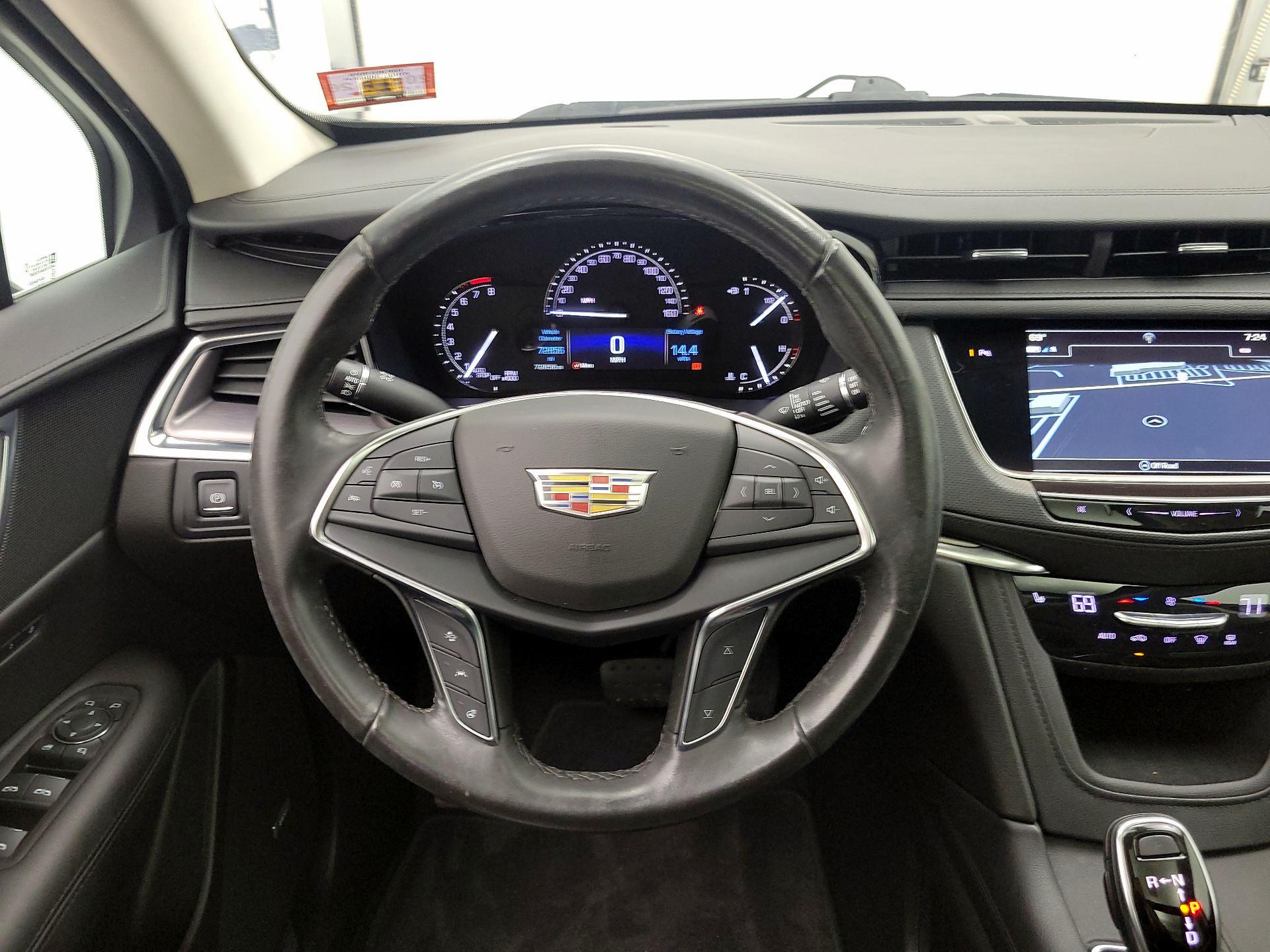 Thumbnail: 2019 Cadillac XT5 - 10