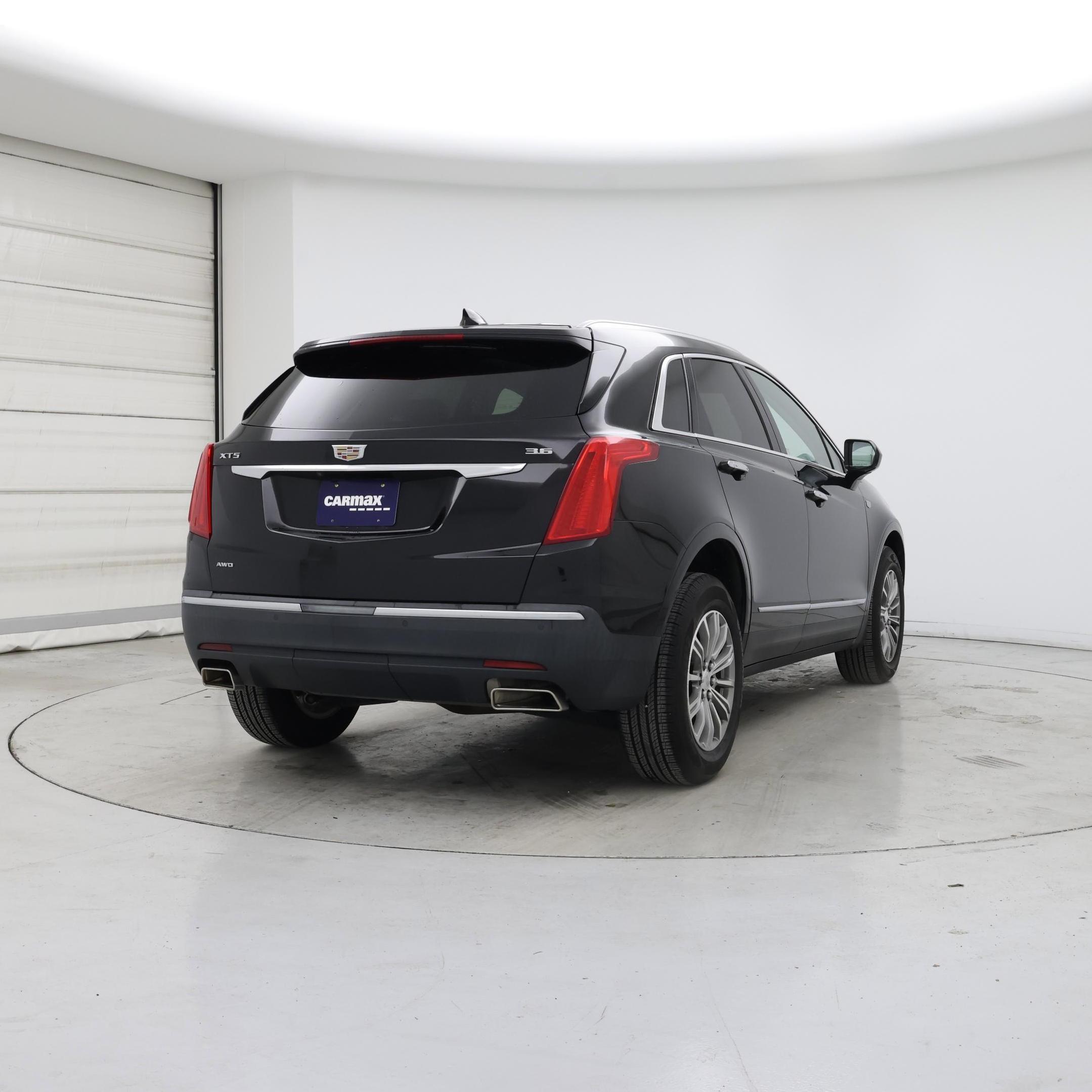 Thumbnail: 2019 Cadillac XT5 - 8