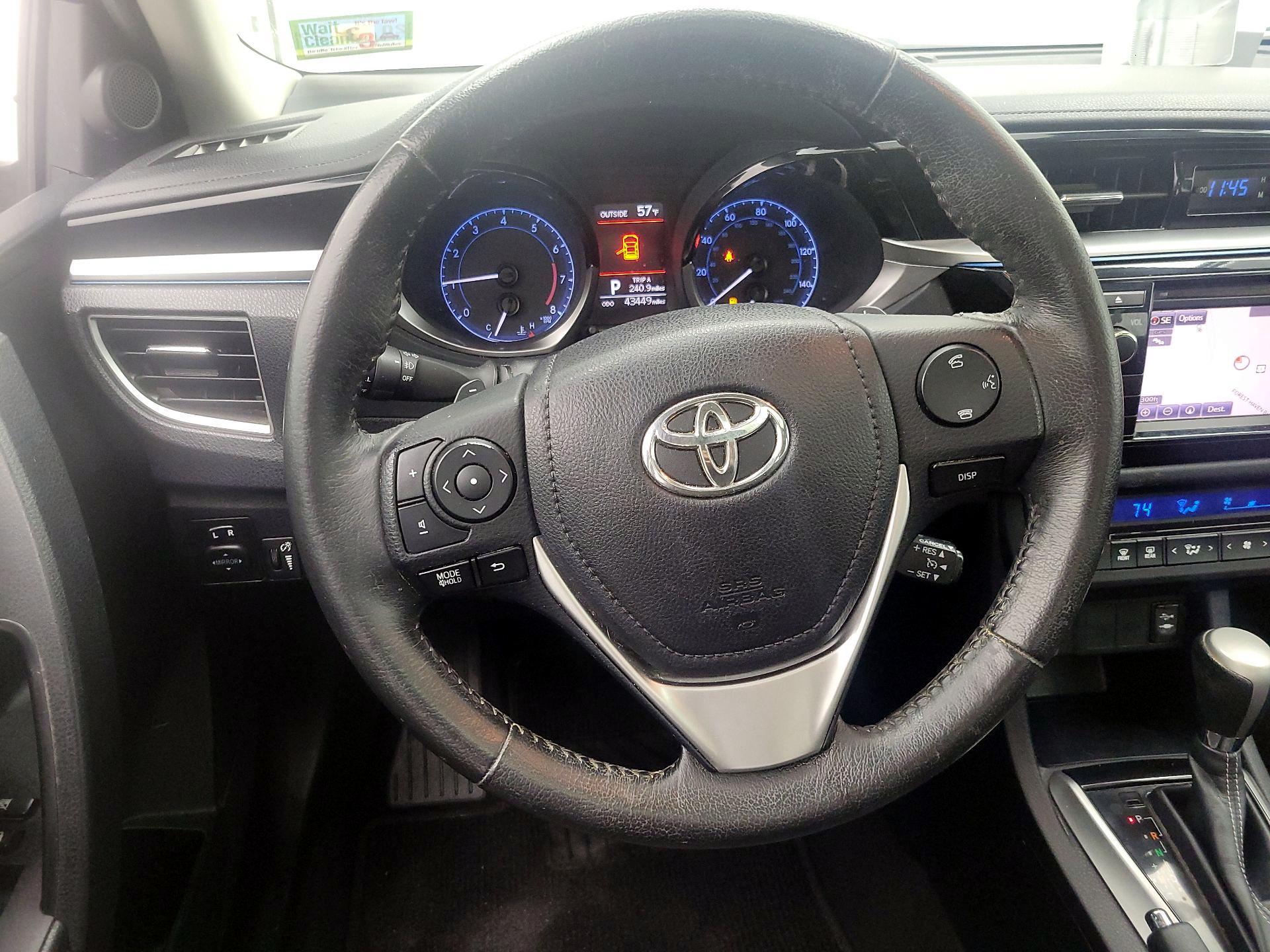 Thumbnail: 2014 Toyota Corolla - 10