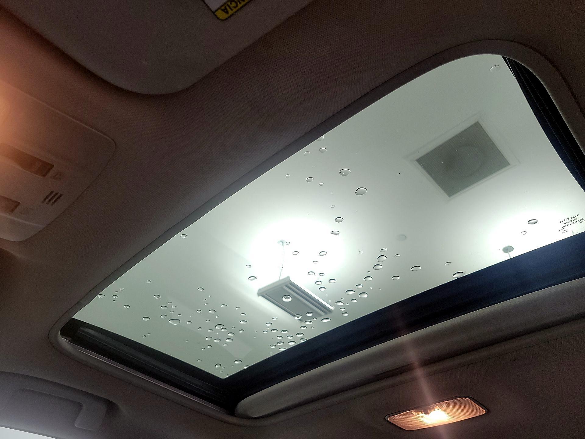 Thumbnail: 2014 Toyota Corolla - 20