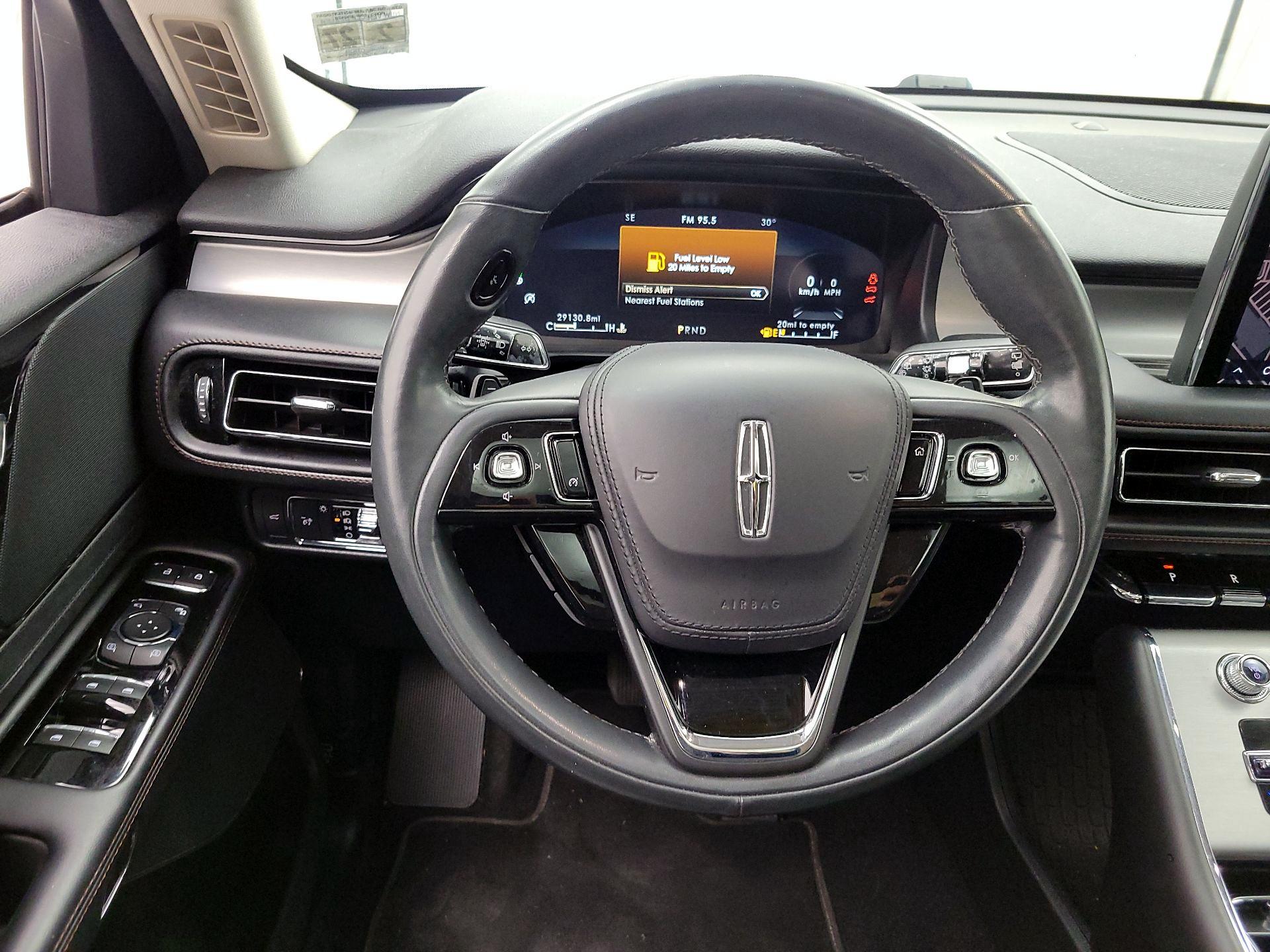 Thumbnail: 2022 Lincoln Aviator - 10