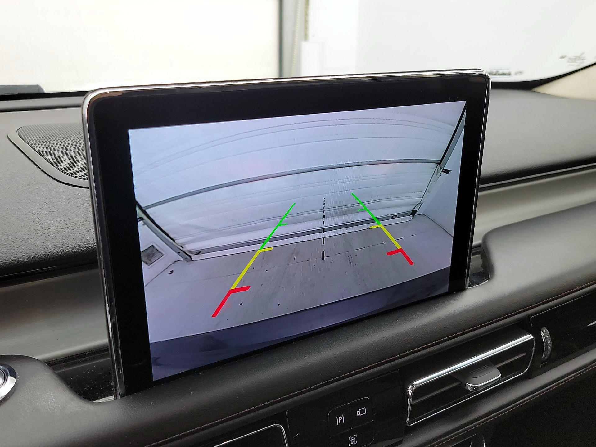 Thumbnail: 2022 Lincoln Aviator - 15