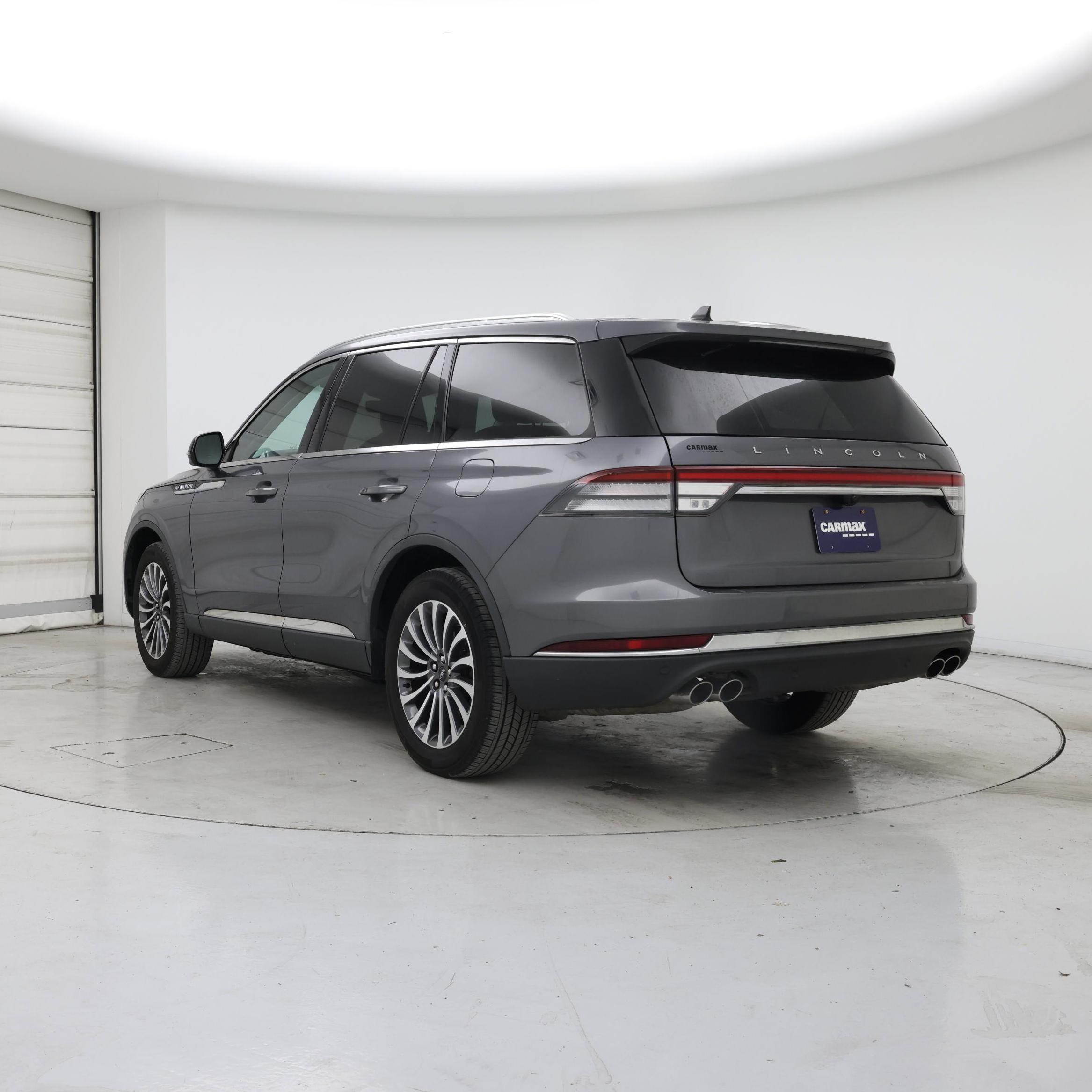 Thumbnail: 2022 Lincoln Aviator - 2