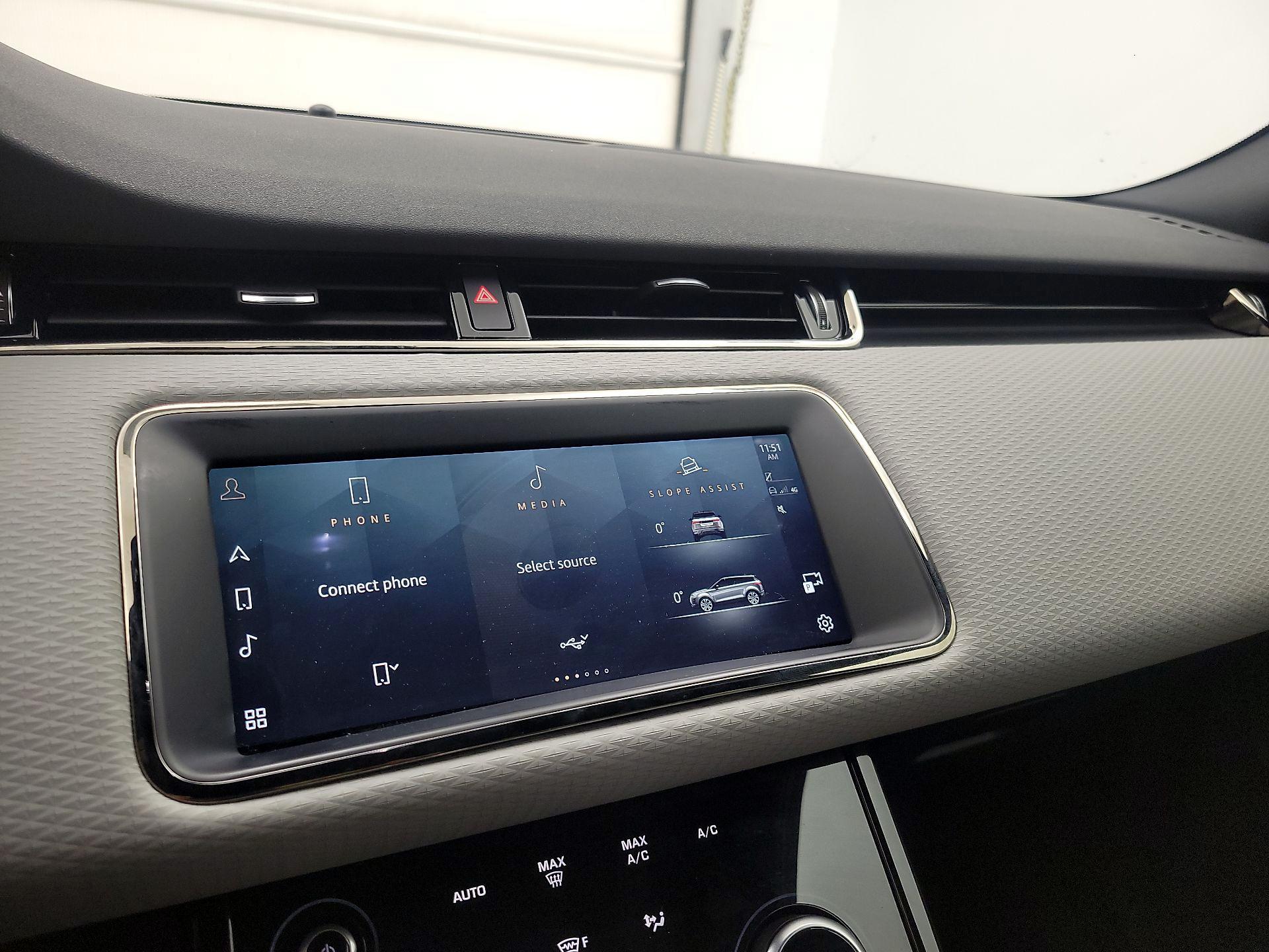 Thumbnail: 2023 Land Rover Range Rover Evoque - 15