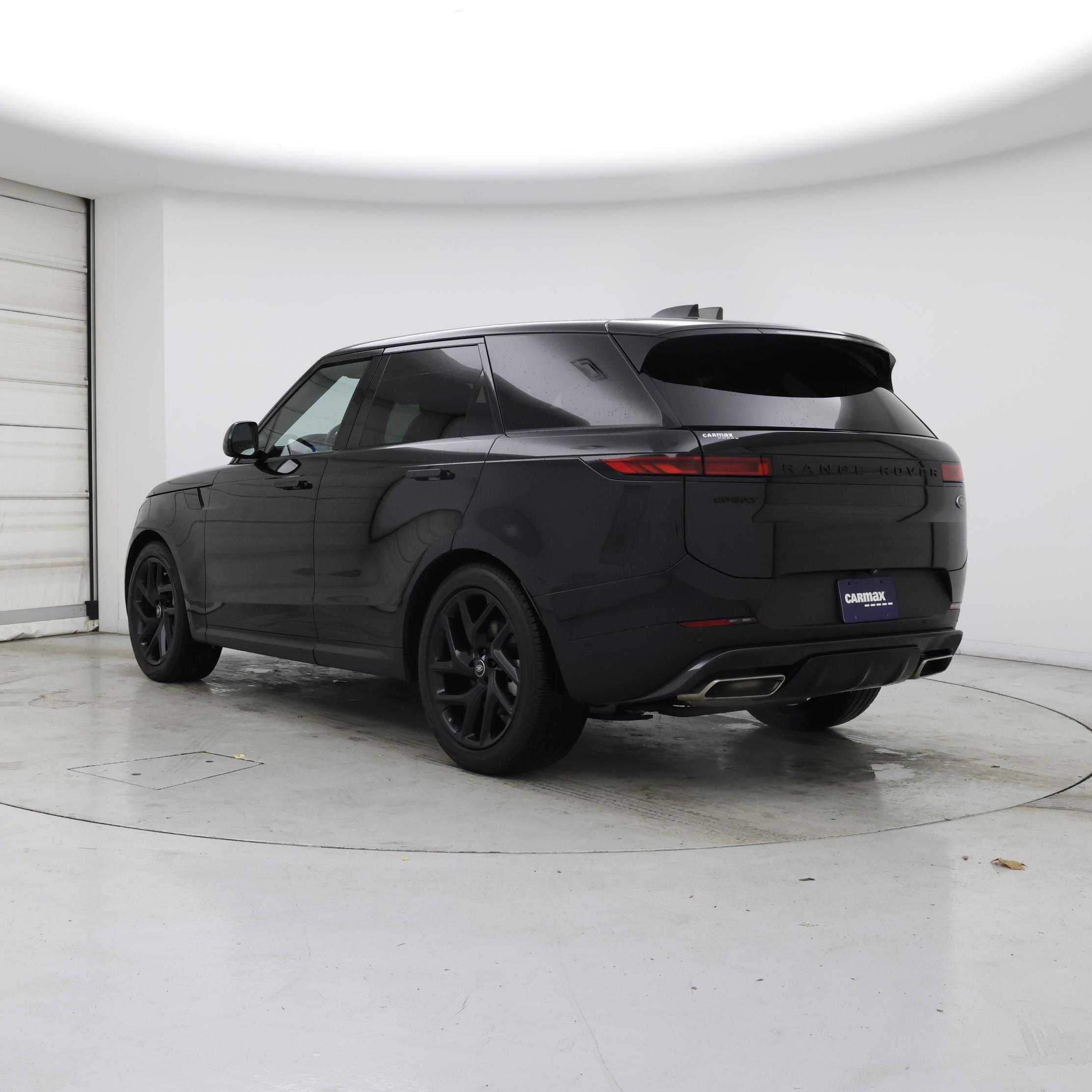 Thumbnail: 2023 Land Rover Range Rover Sport - 2