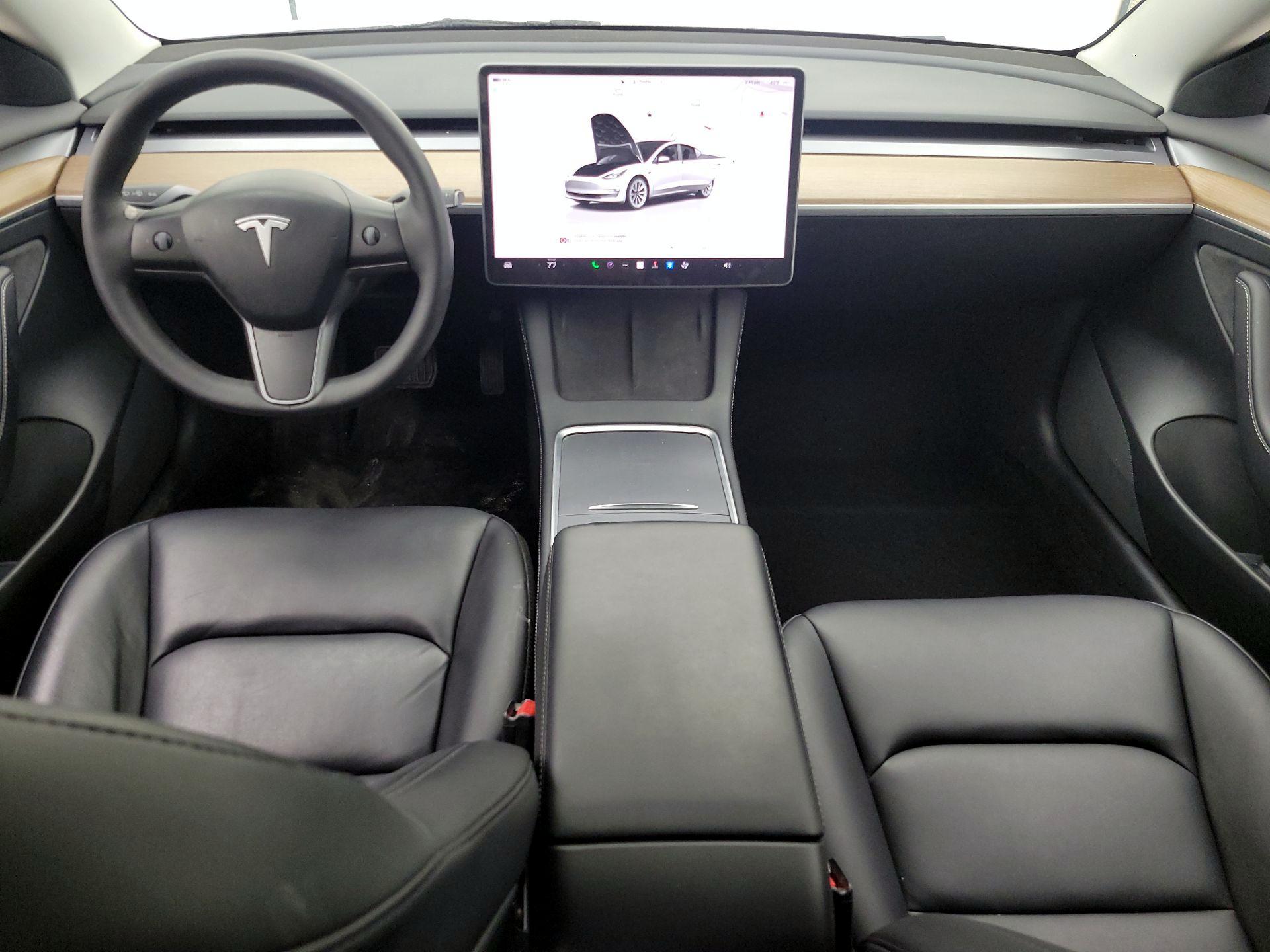 Thumbnail: 2022 Tesla Model 3 - 9