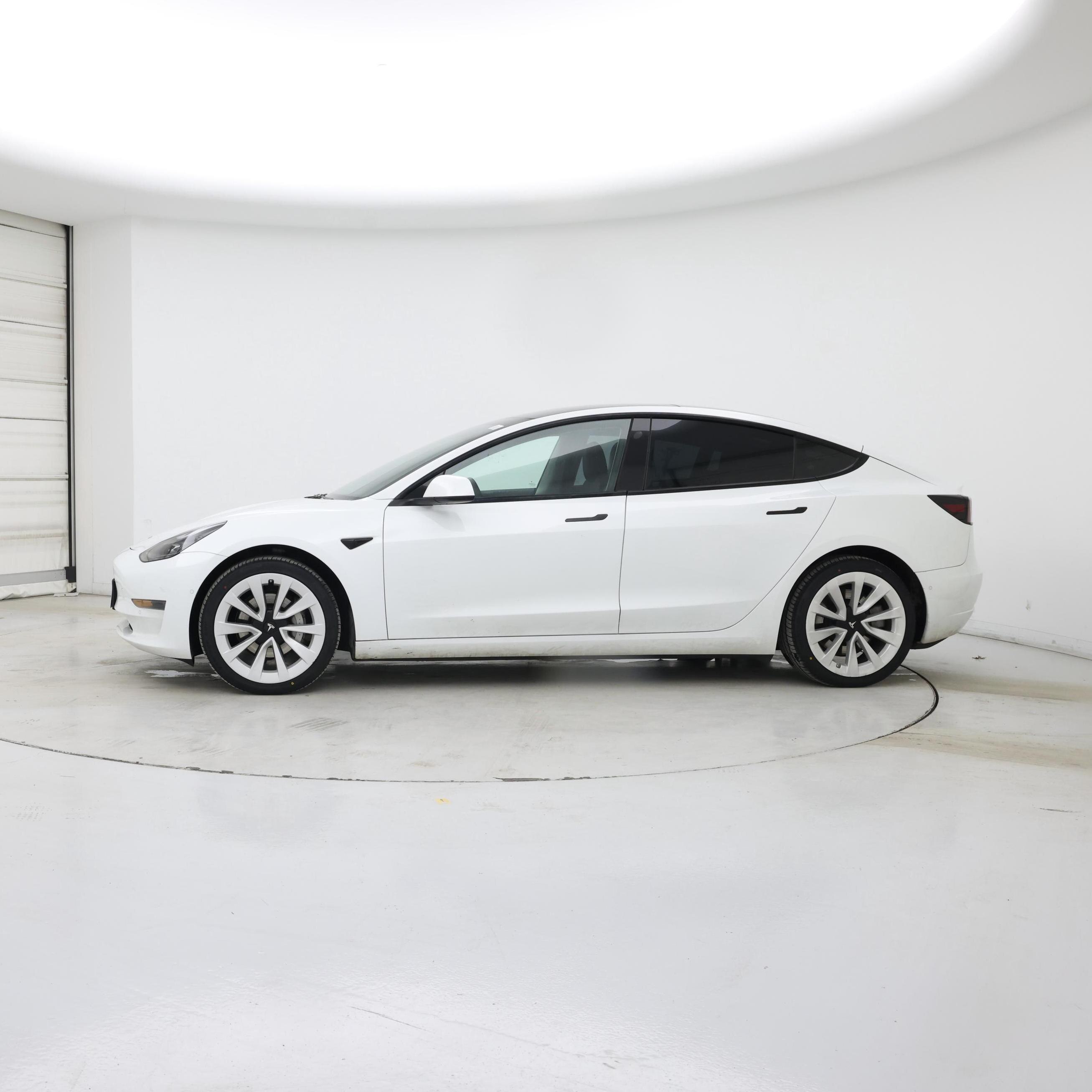 Thumbnail: 2022 Tesla Model 3 - 3