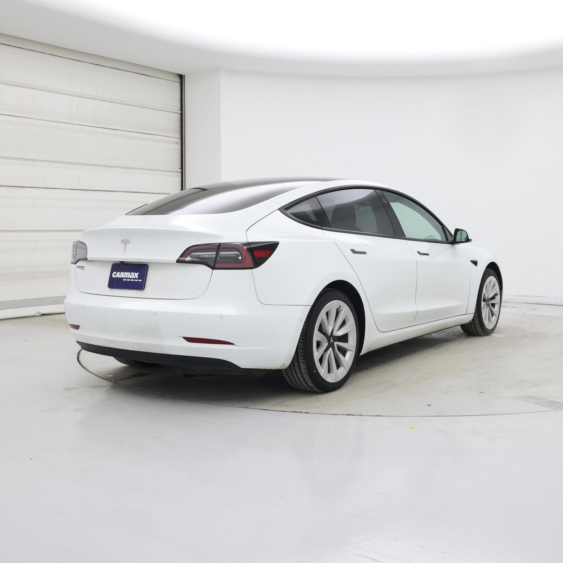 Thumbnail: 2022 Tesla Model 3 - 8