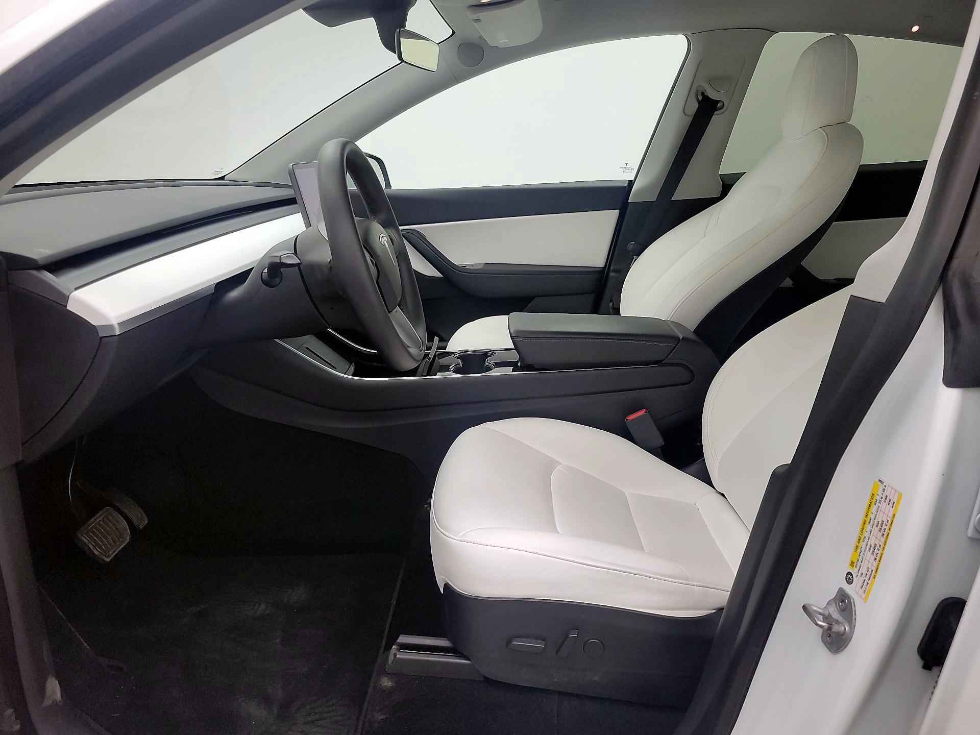 Thumbnail: 2020 Tesla Model Y - 11